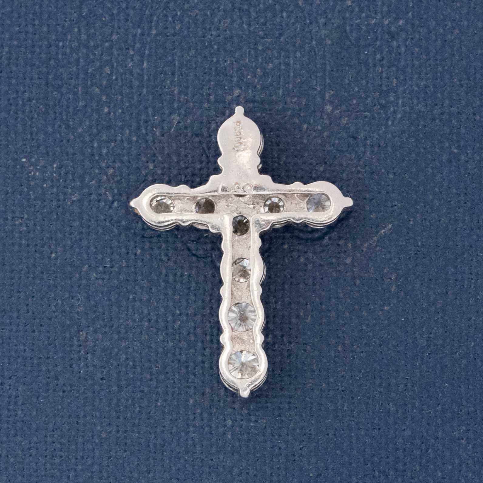 1.00ctw Round Brilliant Cut Diamond Cross Charm - Image 5