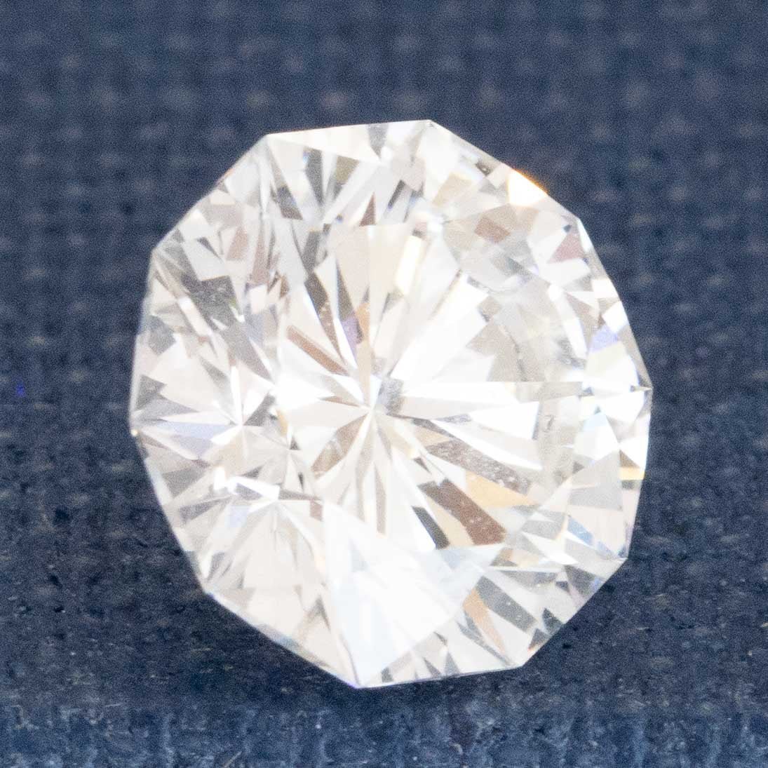 1.06ct Decagonal Cut Diamond, GIA E SI1 - Image 2
