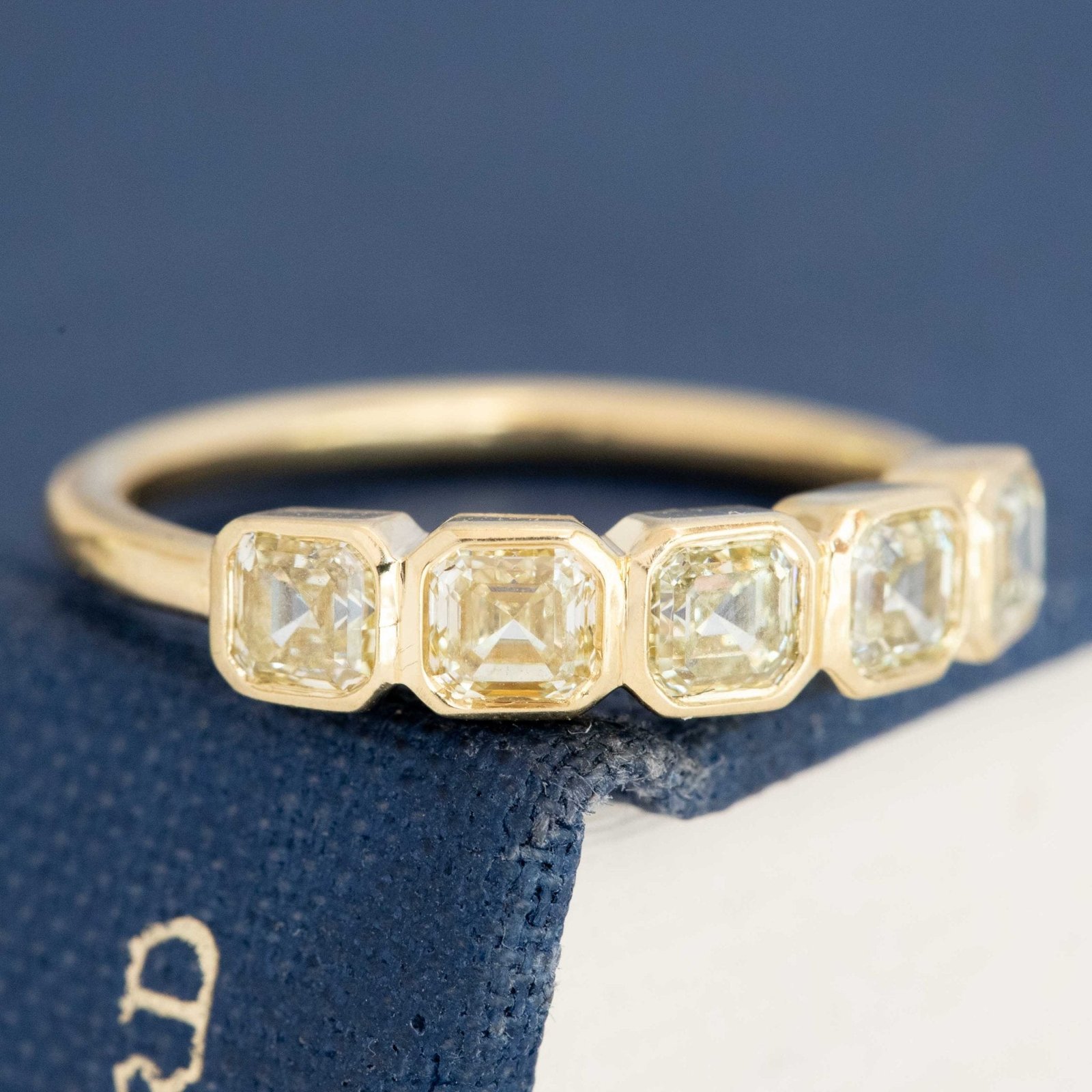 1.15ctw Asscher Cut Diamond 5-Stone Bezel Band - Image 3