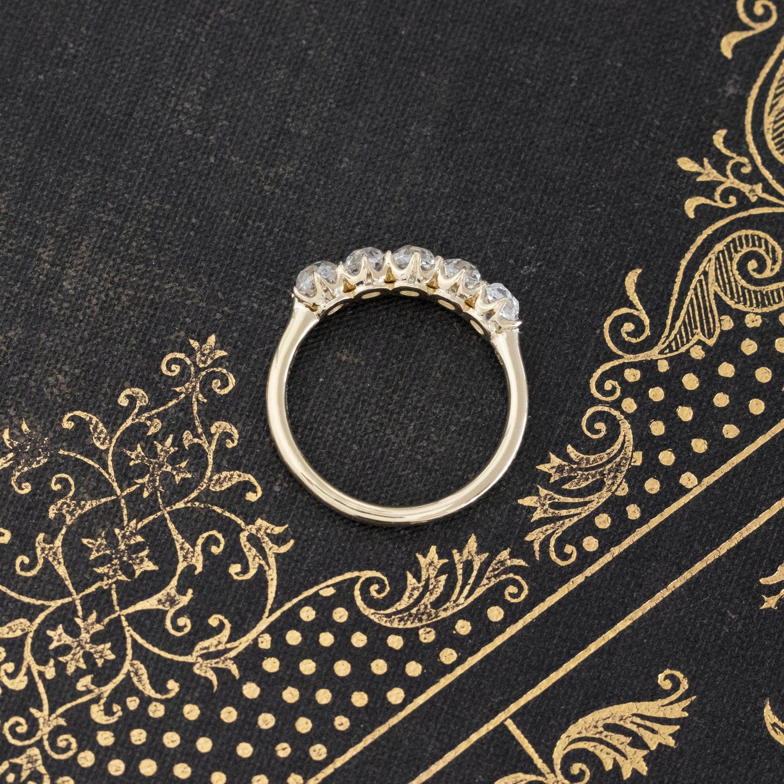 1.47ctw Old Mine Cut Diamond 5-Stone Band - Image 5