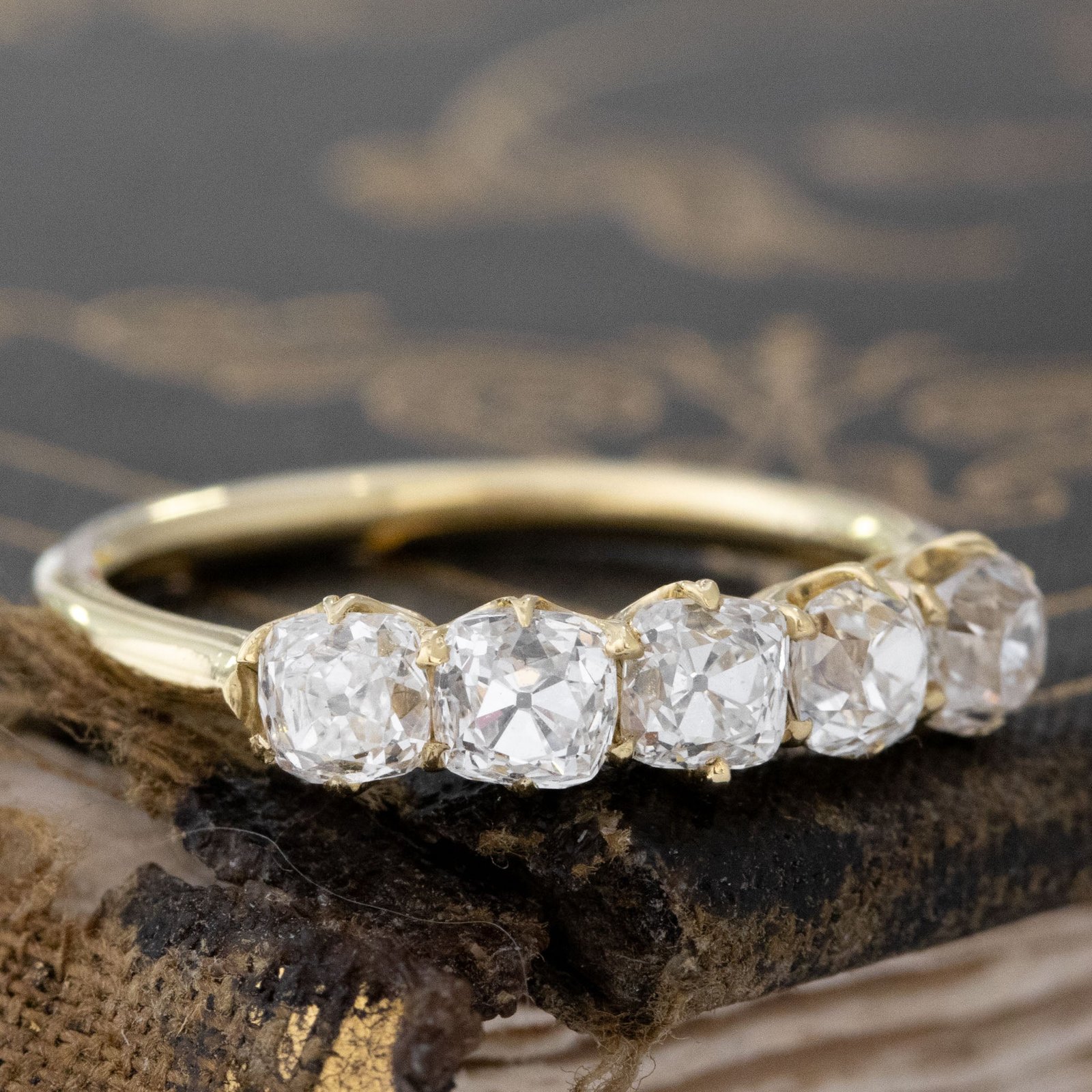 1.47ctw Old Mine Cut Diamond 5-Stone Band - Image 3