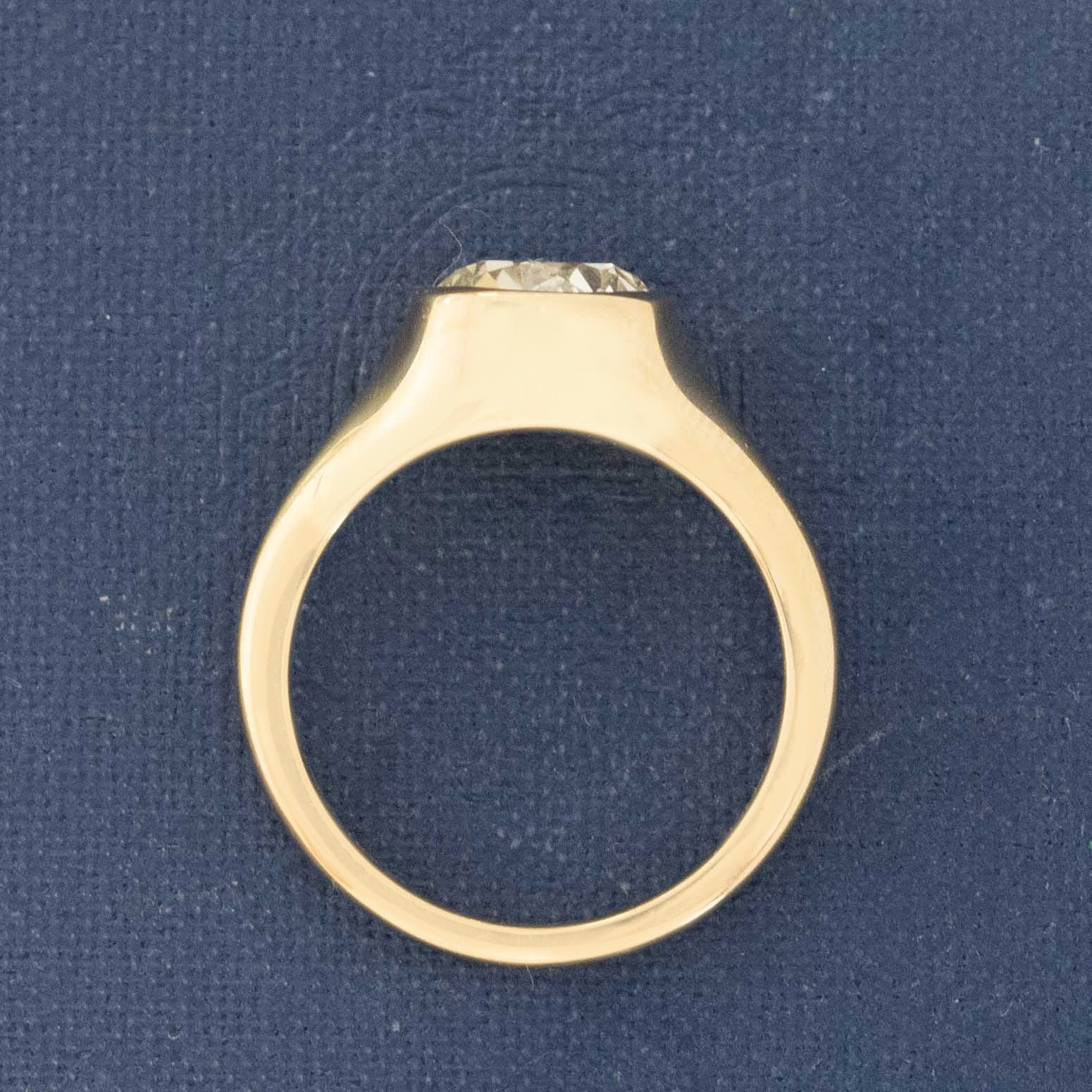 1.67ct Old European Cut Diamond Bezel Solitaire - Image 5