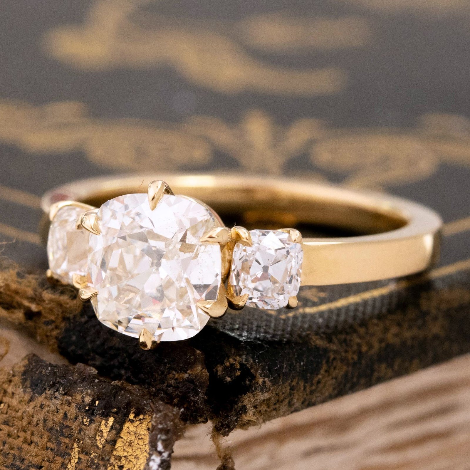 1.69ctw Old Mine Cut Diamond Trilogy Ring - Image 4