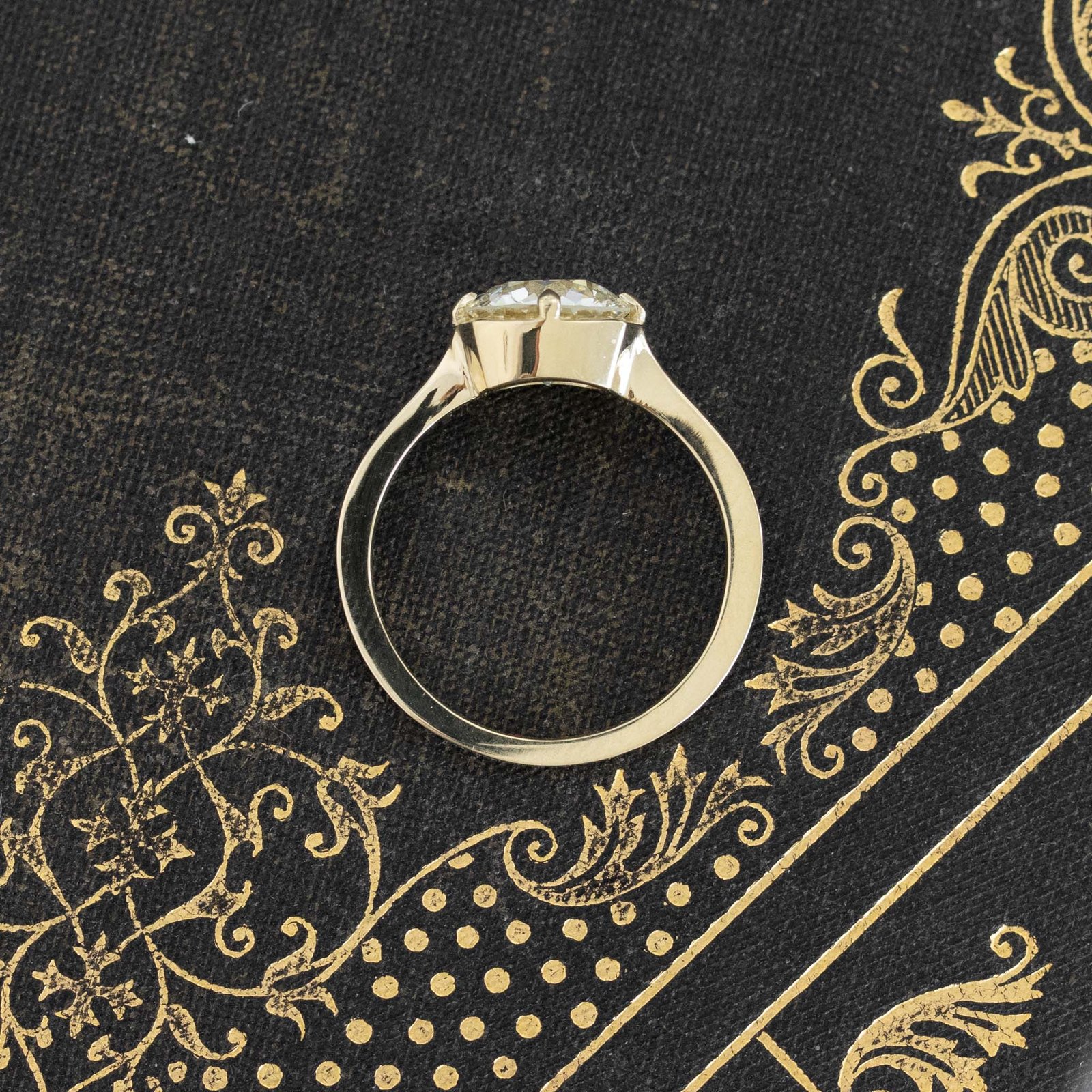 1.75ct Transitional Cut Diamond Solitaire - Image 5