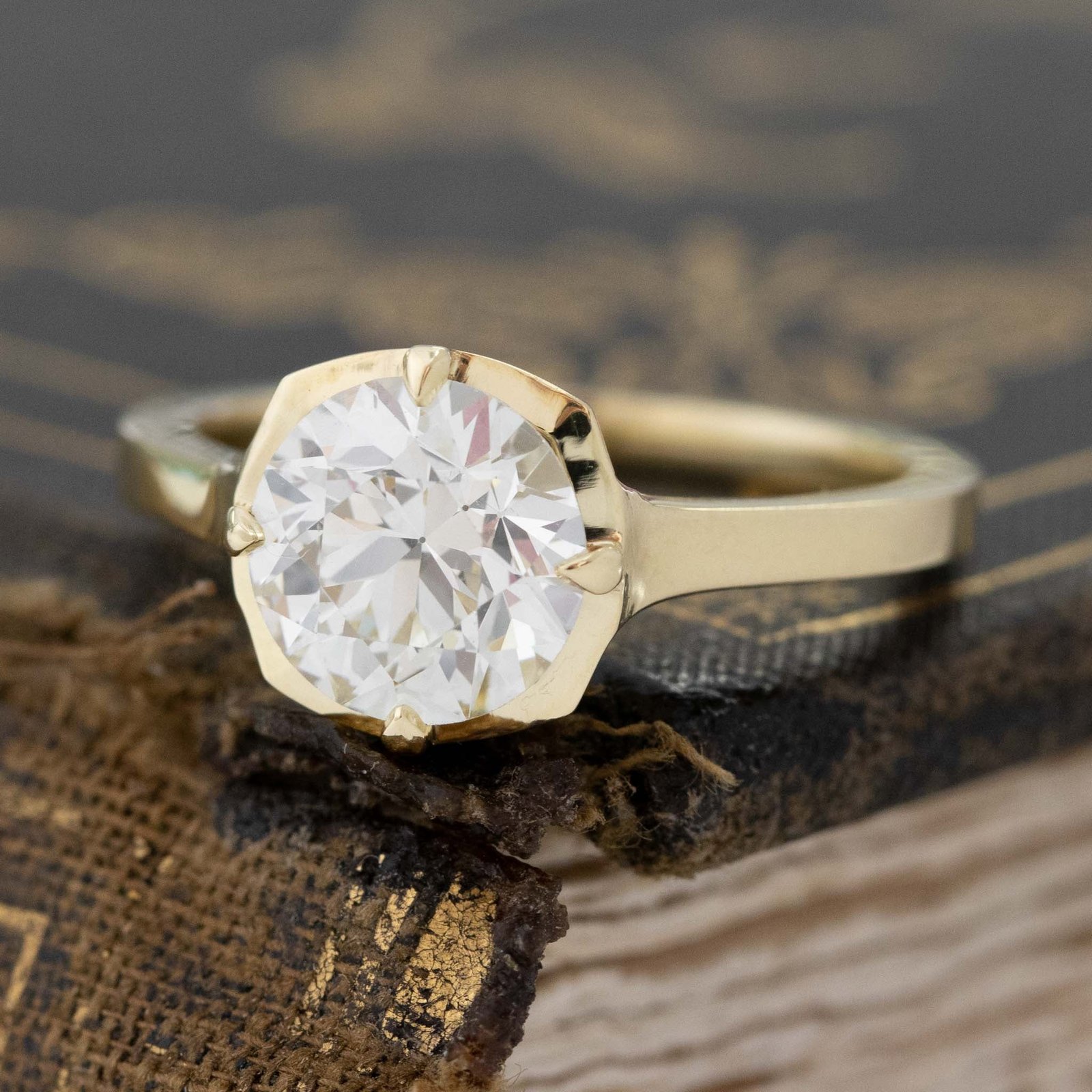 1.75ct Transitional Cut Diamond Solitaire - Image 4