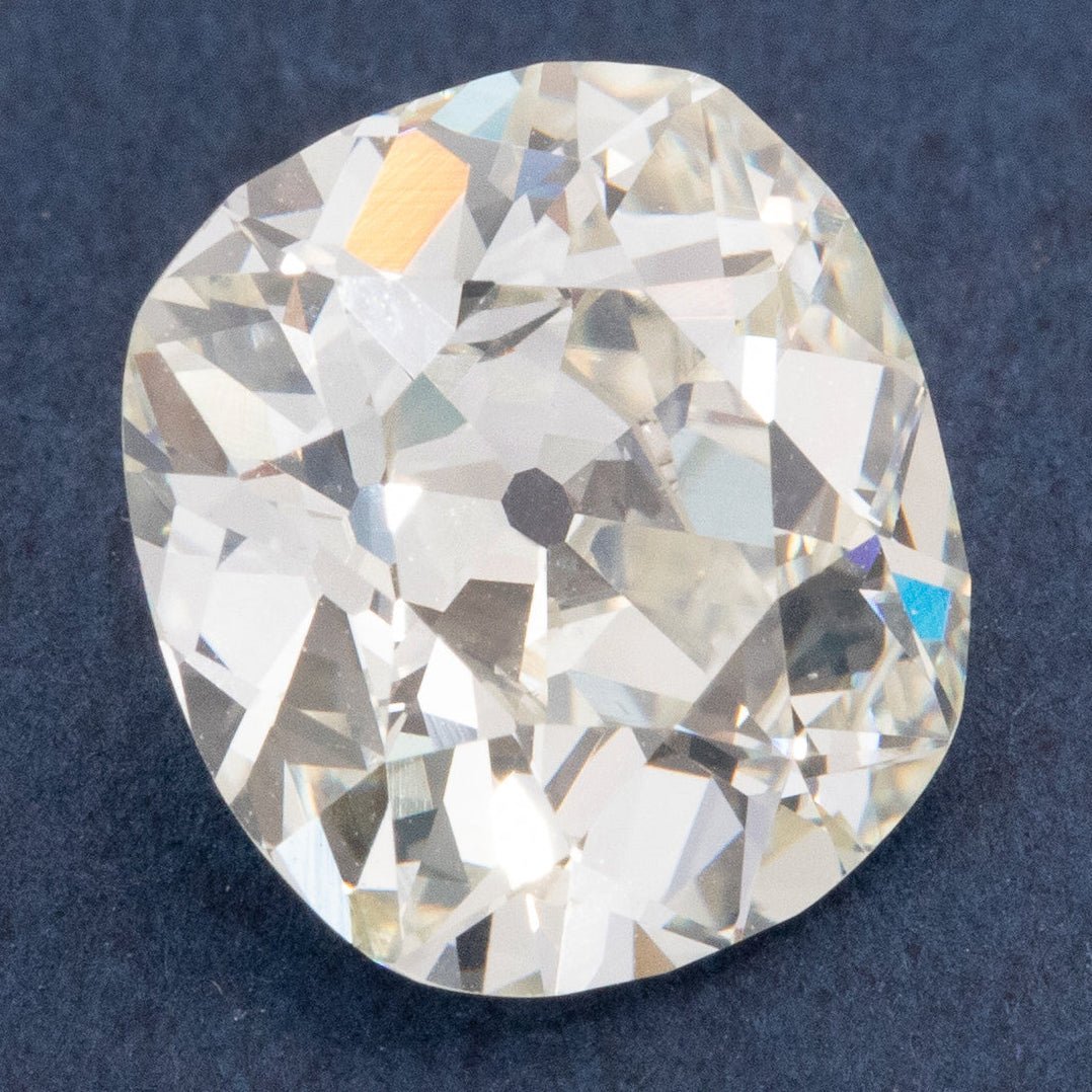 2.47ct Elongated Old Mine Cut Diamond, GIA K VS2 - Image 3