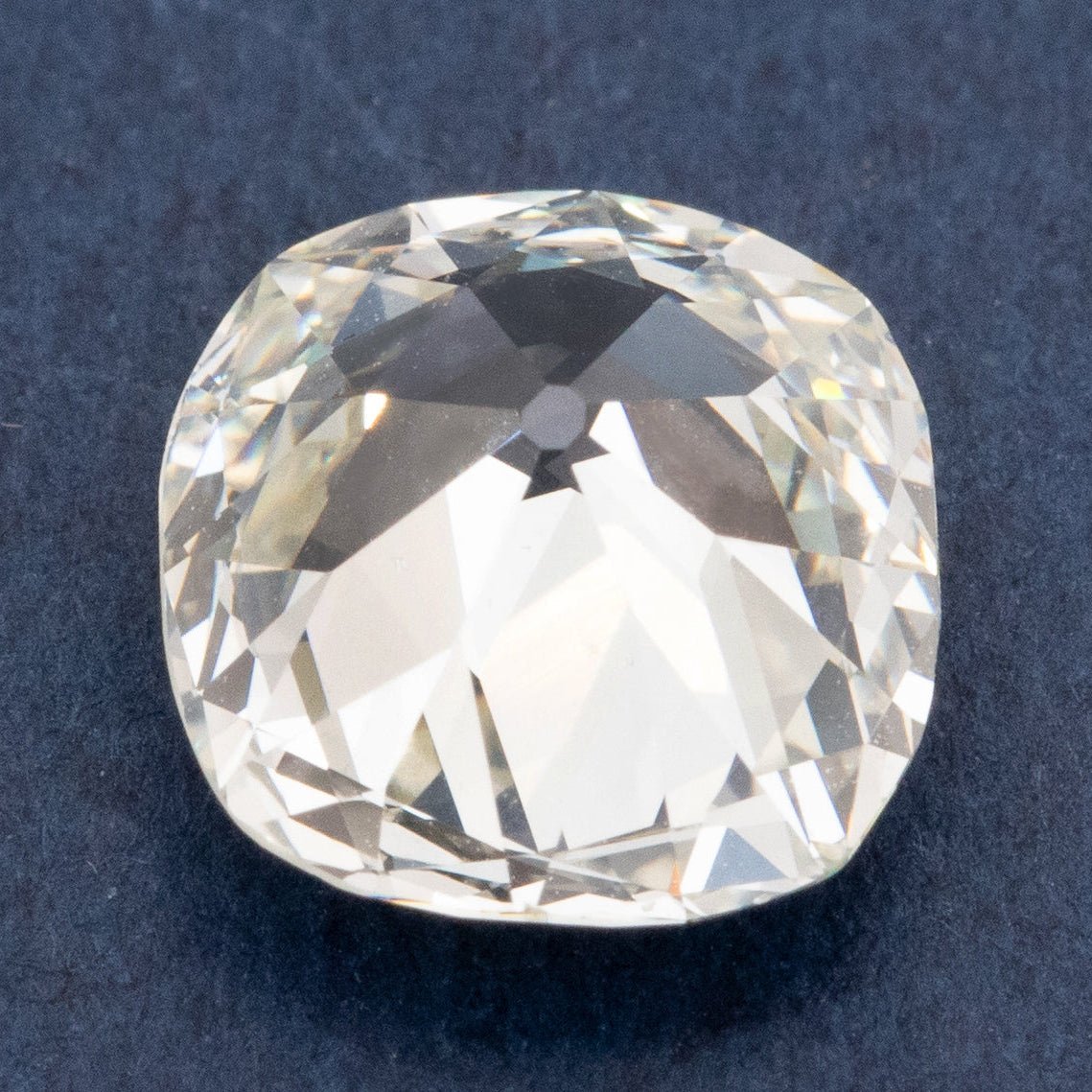 2.47ct Elongated Old Mine Cut Diamond, GIA K VS2 - Image 5