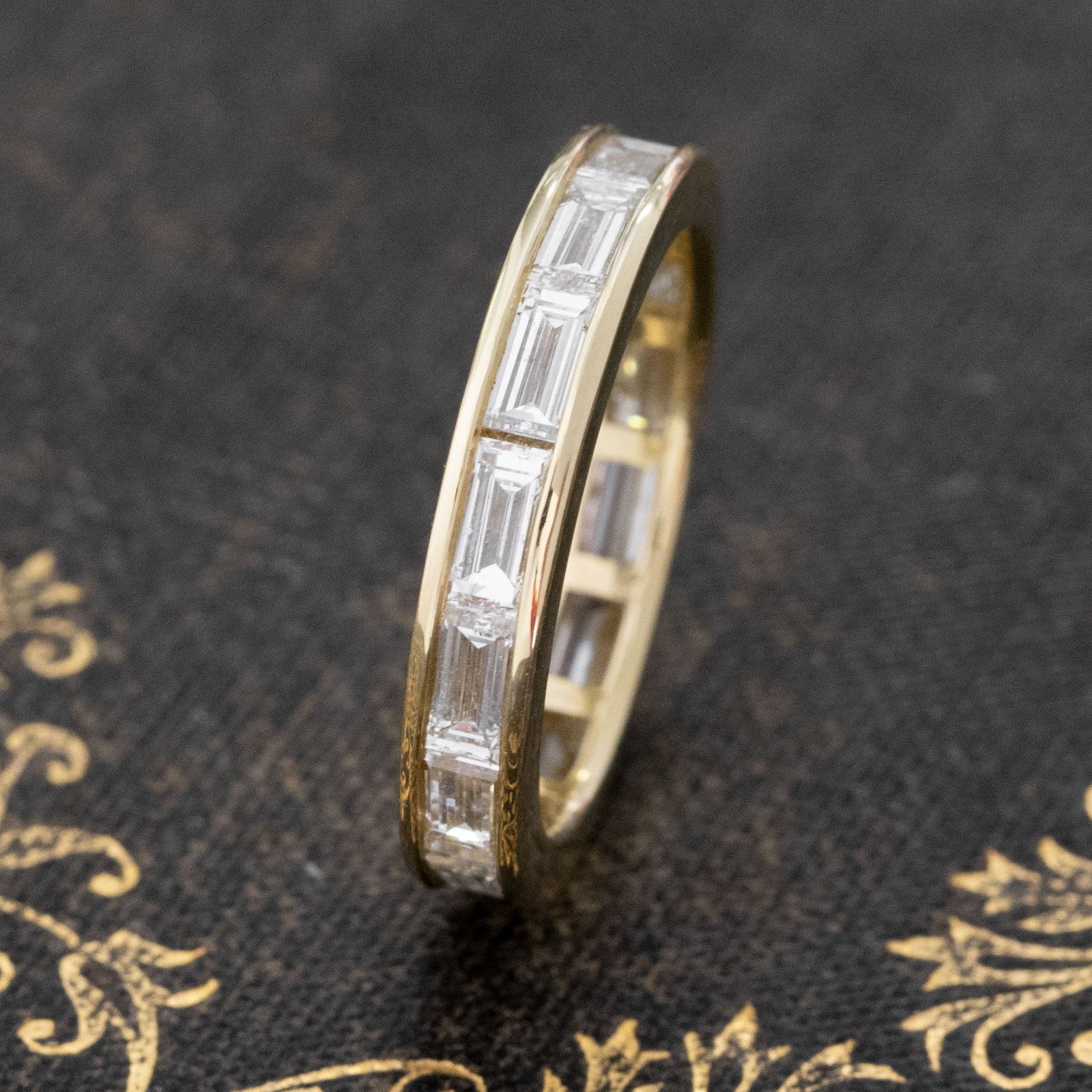 2.00ctw Baguette Cut Diamond Eternity Band - Image 3