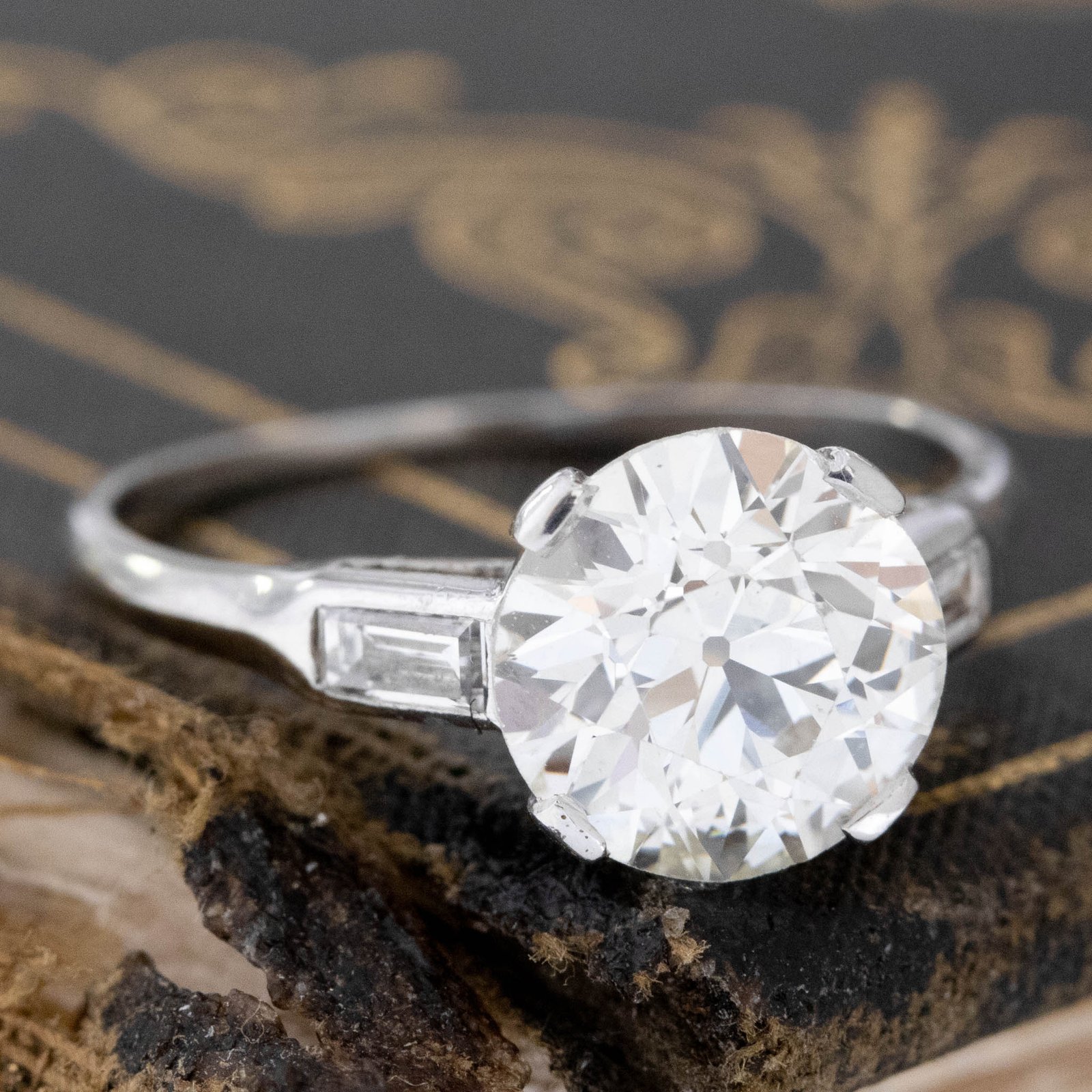 2.03ct Old European Cut Diamond Solitaire - Image 3