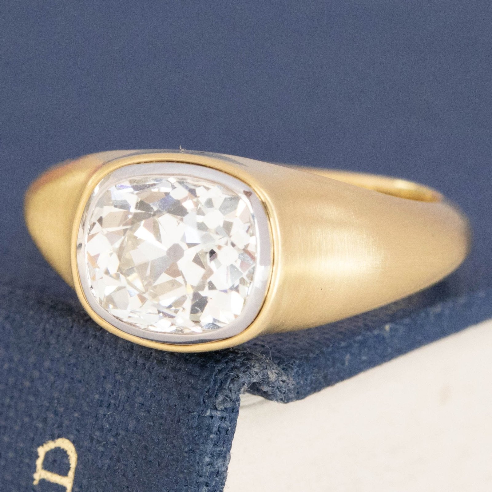 2.04ct Old Mine Cut Diamond Bezel Solitaire - Image 3
