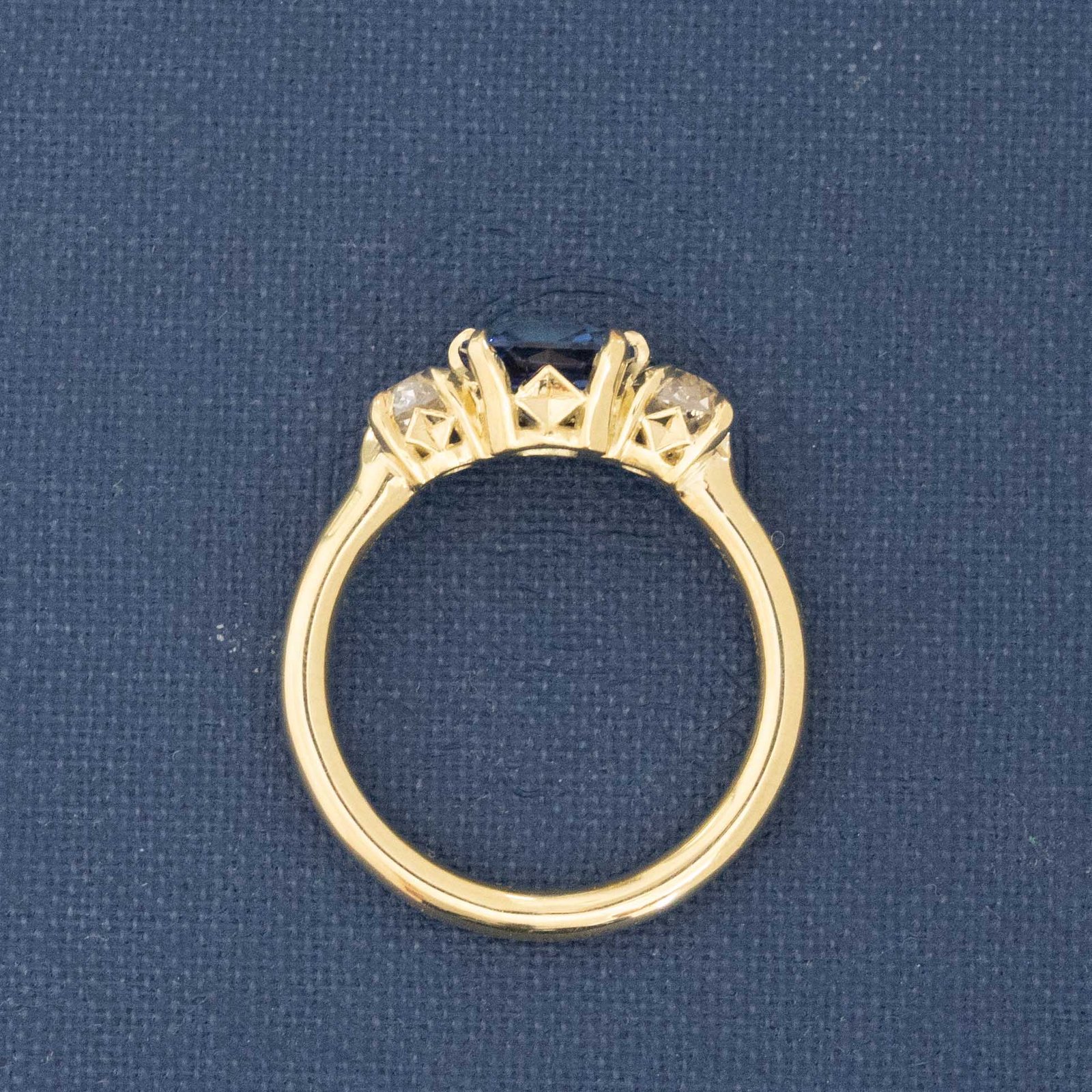 2.21ctw Sapphire & Old Mine Cut Diamond Trilogy Ring - Image 5