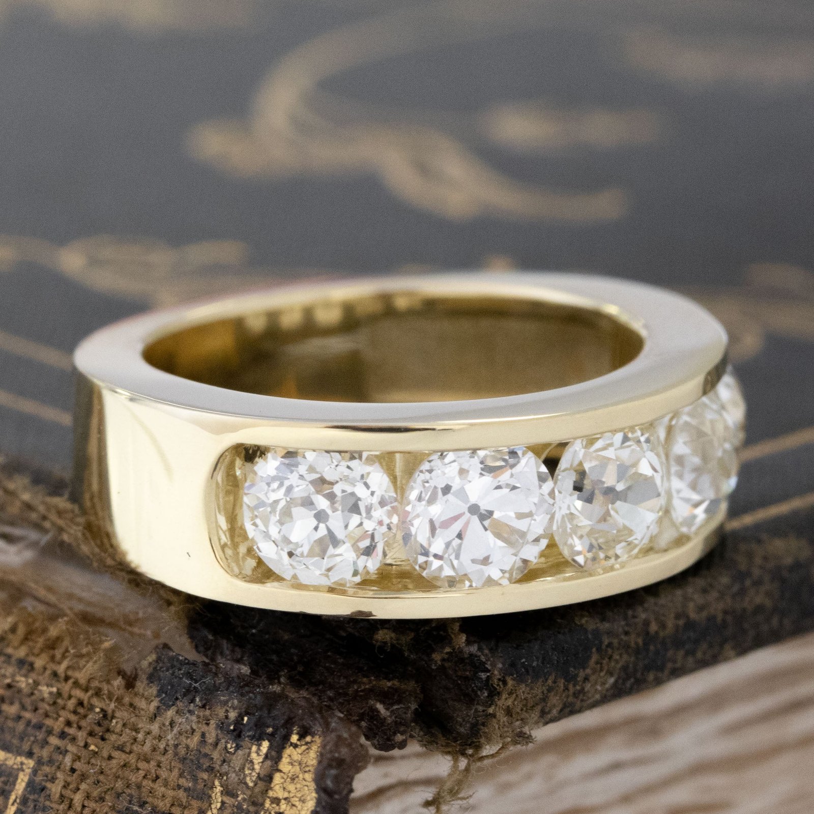 2.88ctw Old European Cut Diamond 5-Stone Channel Set Band - Image 3