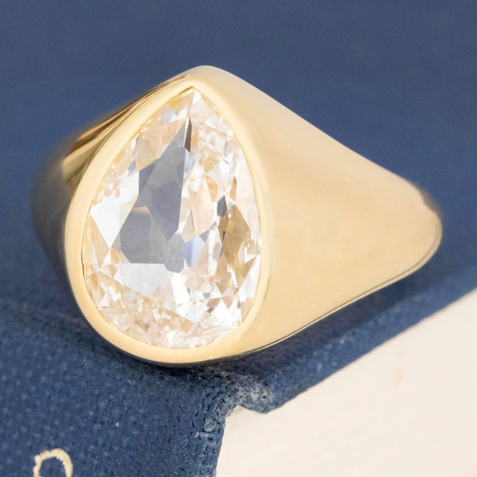 3.00ct Pear Cut Diamond Bezel Solitaire, GIA - Image 4