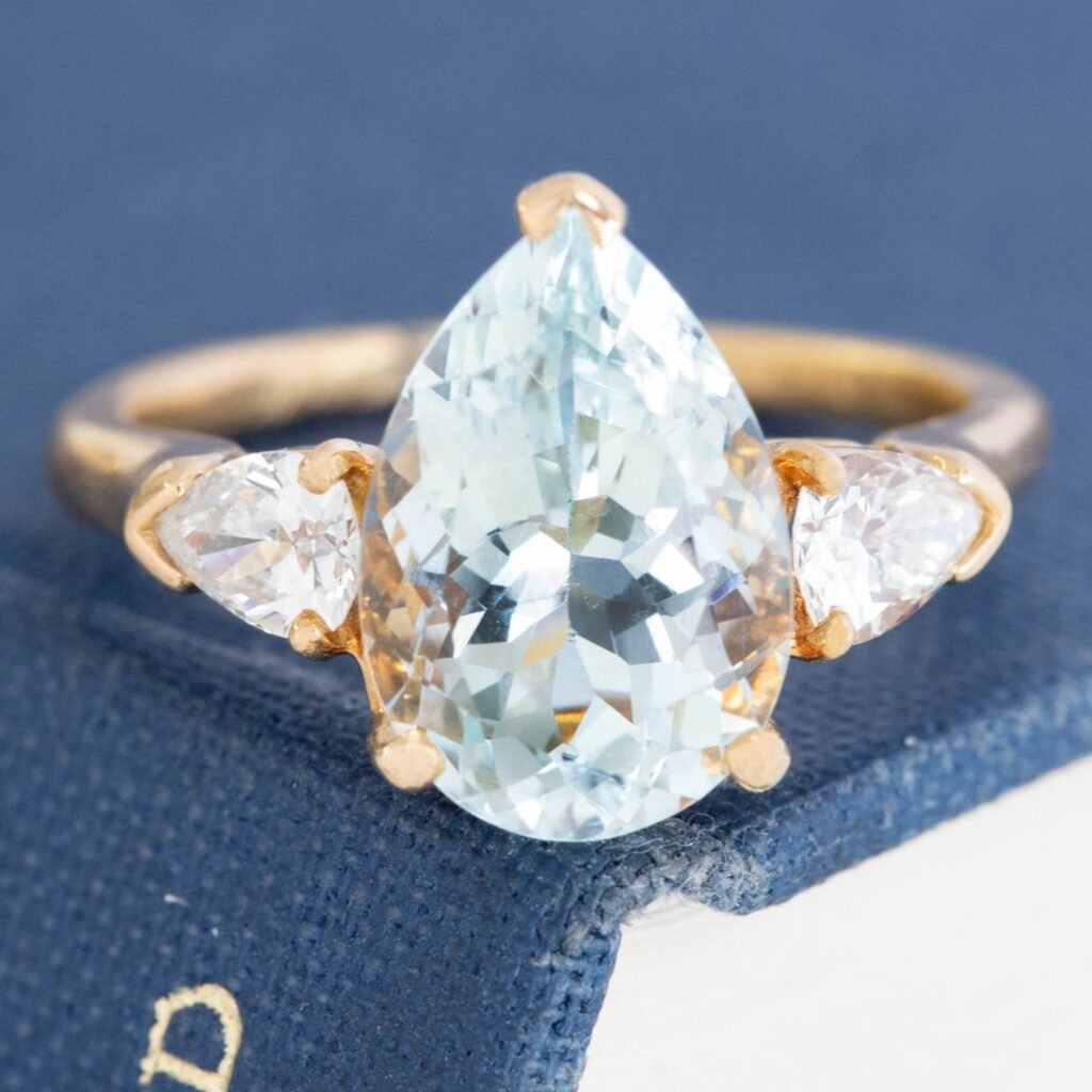 3.01ct Aquamarine & Diamond 3-Stone Ring