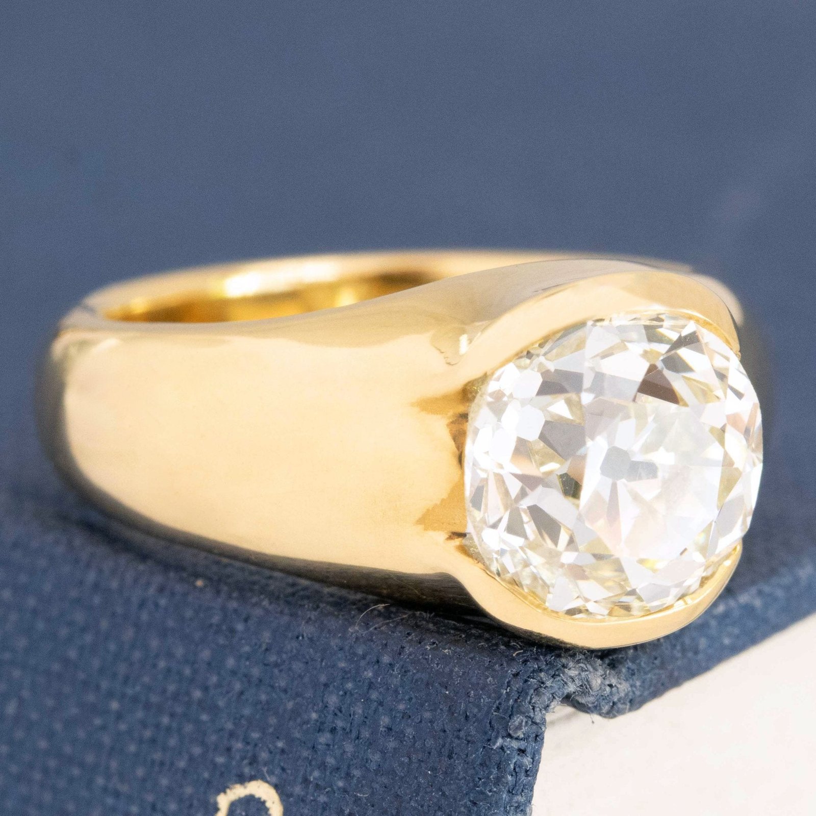 3.39ct Old Mine Cut Diamond Half-Bezel Solitaire - Image 3