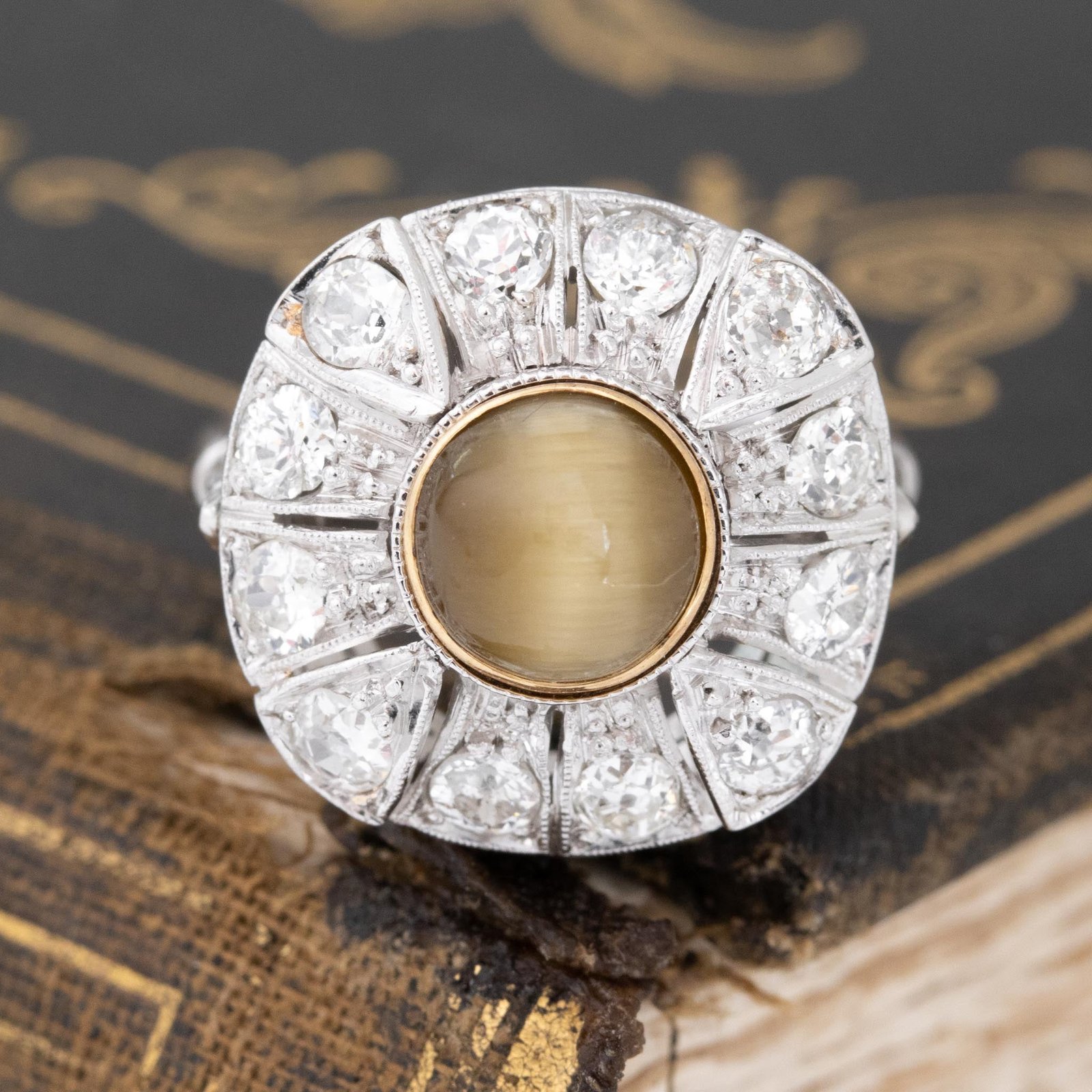 3.42ctw Chrysoberyl Catseye & Diamond Cluster Ring - Image 3