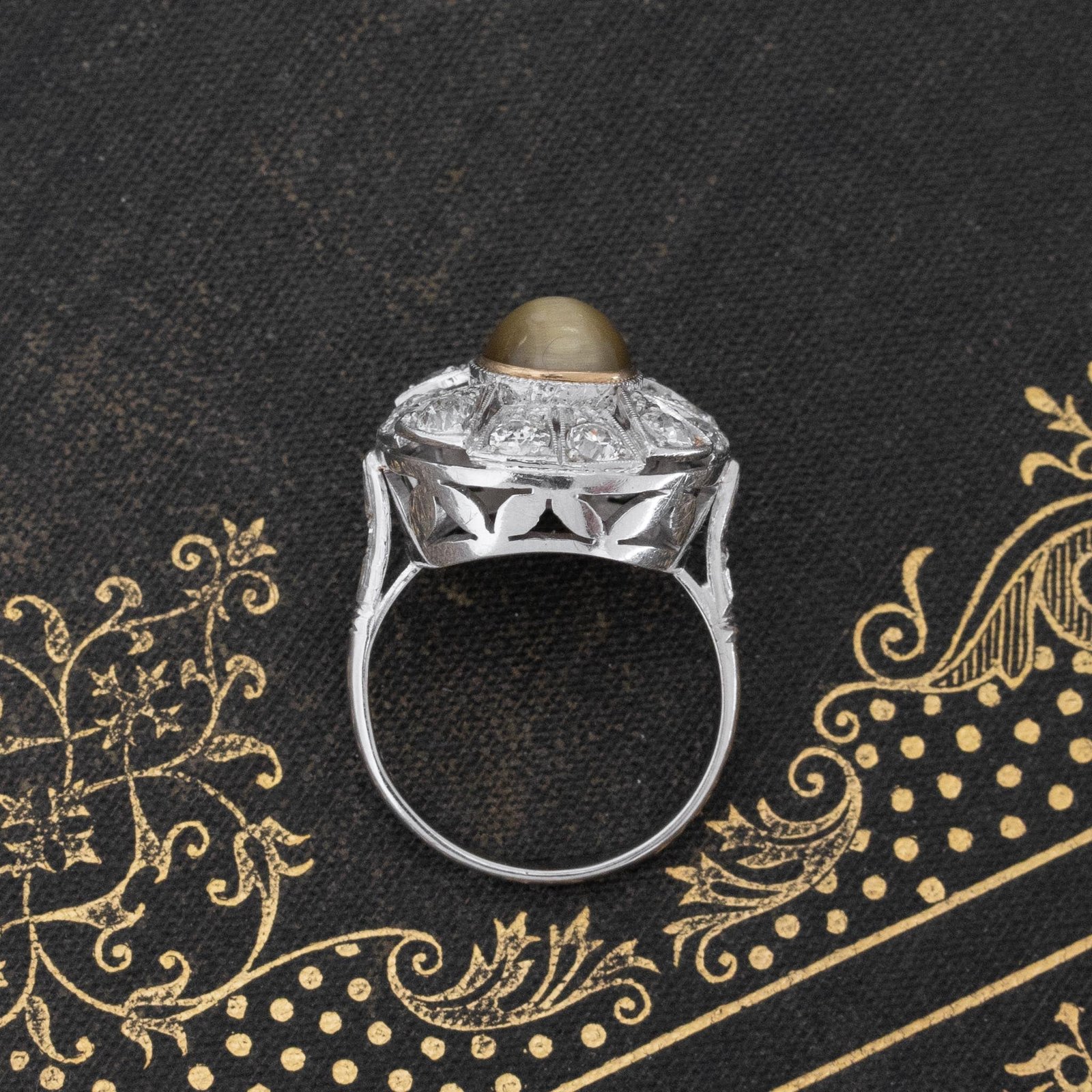 3.42ctw Chrysoberyl Catseye & Diamond Cluster Ring - Image 6