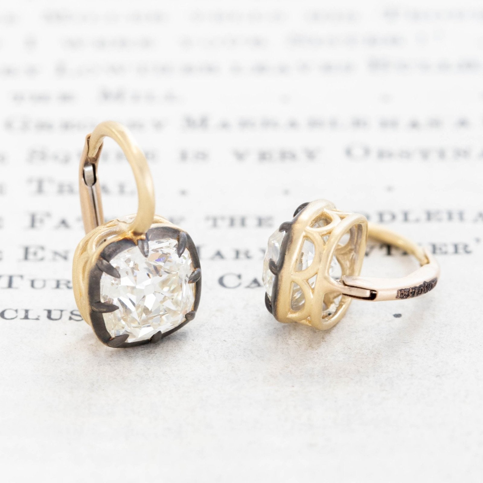 3.09ctw Cushion Cut Diamond Collet Dormeuse Earrings, GIA - Image 3