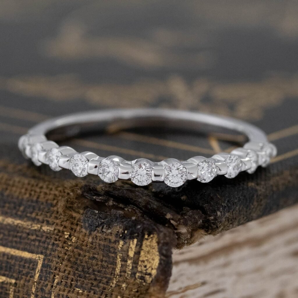 .35ctw Round Brilliant Cut Diamond Shared Prong Half-Eternity Band