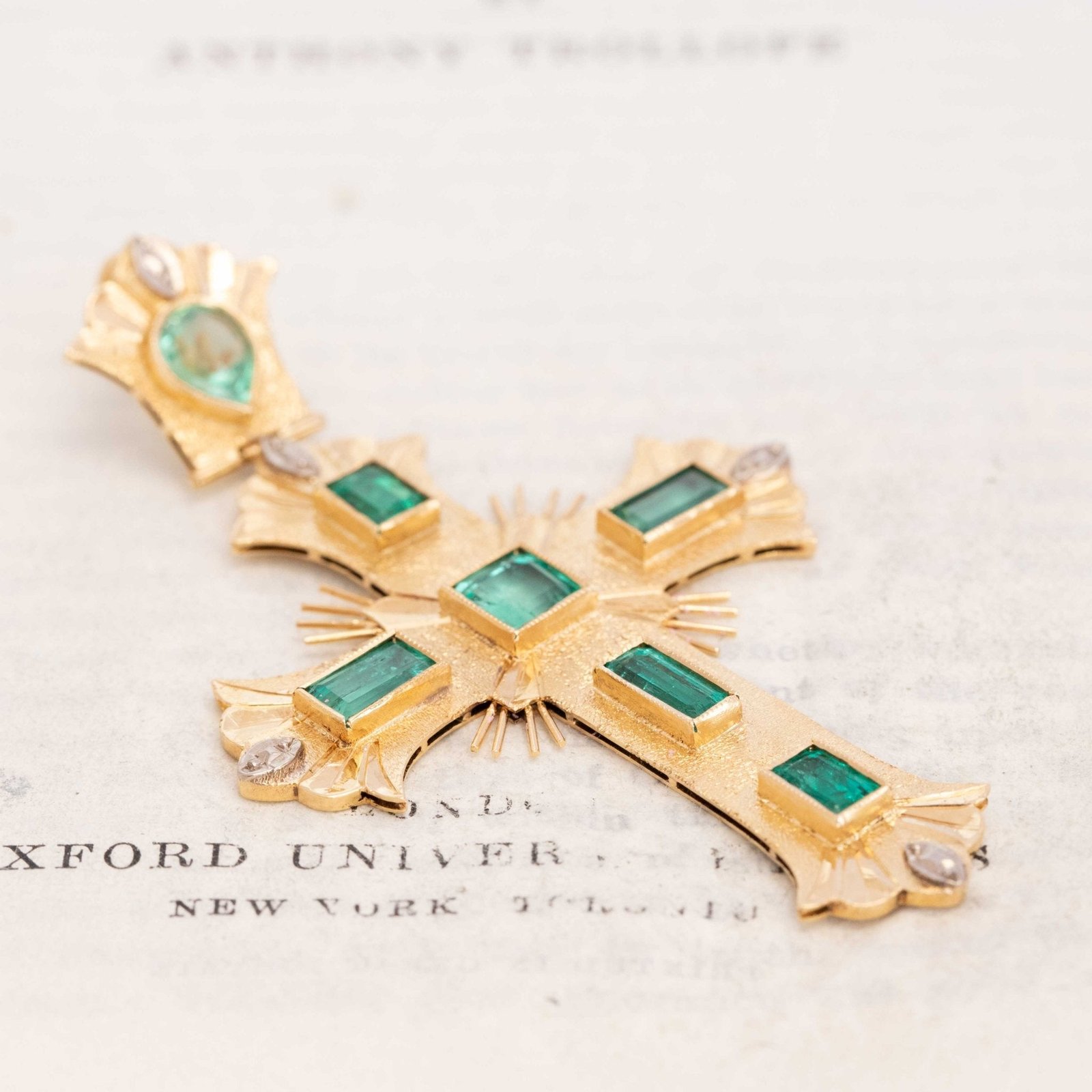 3.75ctw Renaissance Revival Emerald Cross - Image 4