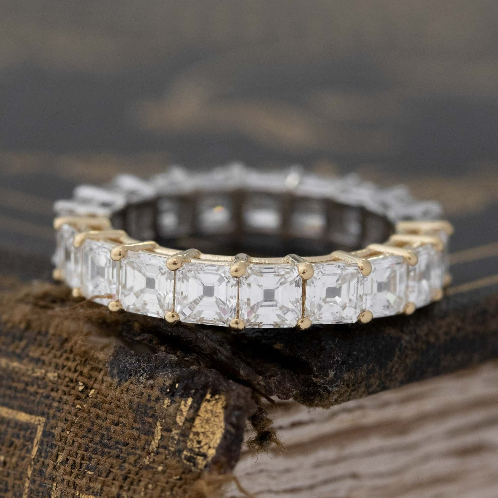 3.88ctw Asscher Cut Diamond Yin-Yang Eternity Band - Image 5