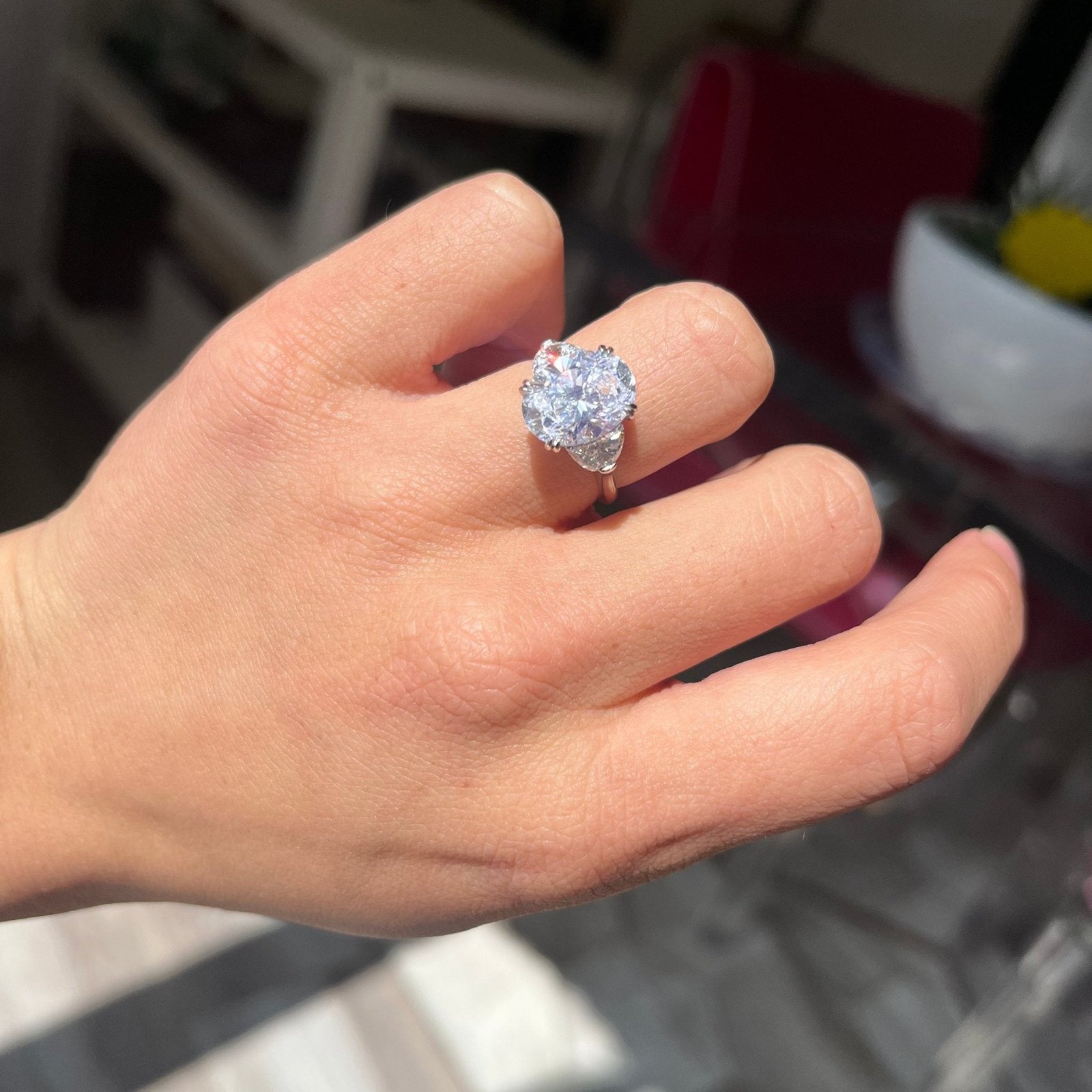 4.02ct Oval Cut Diamond Ring, by Victor Canera - Image 2