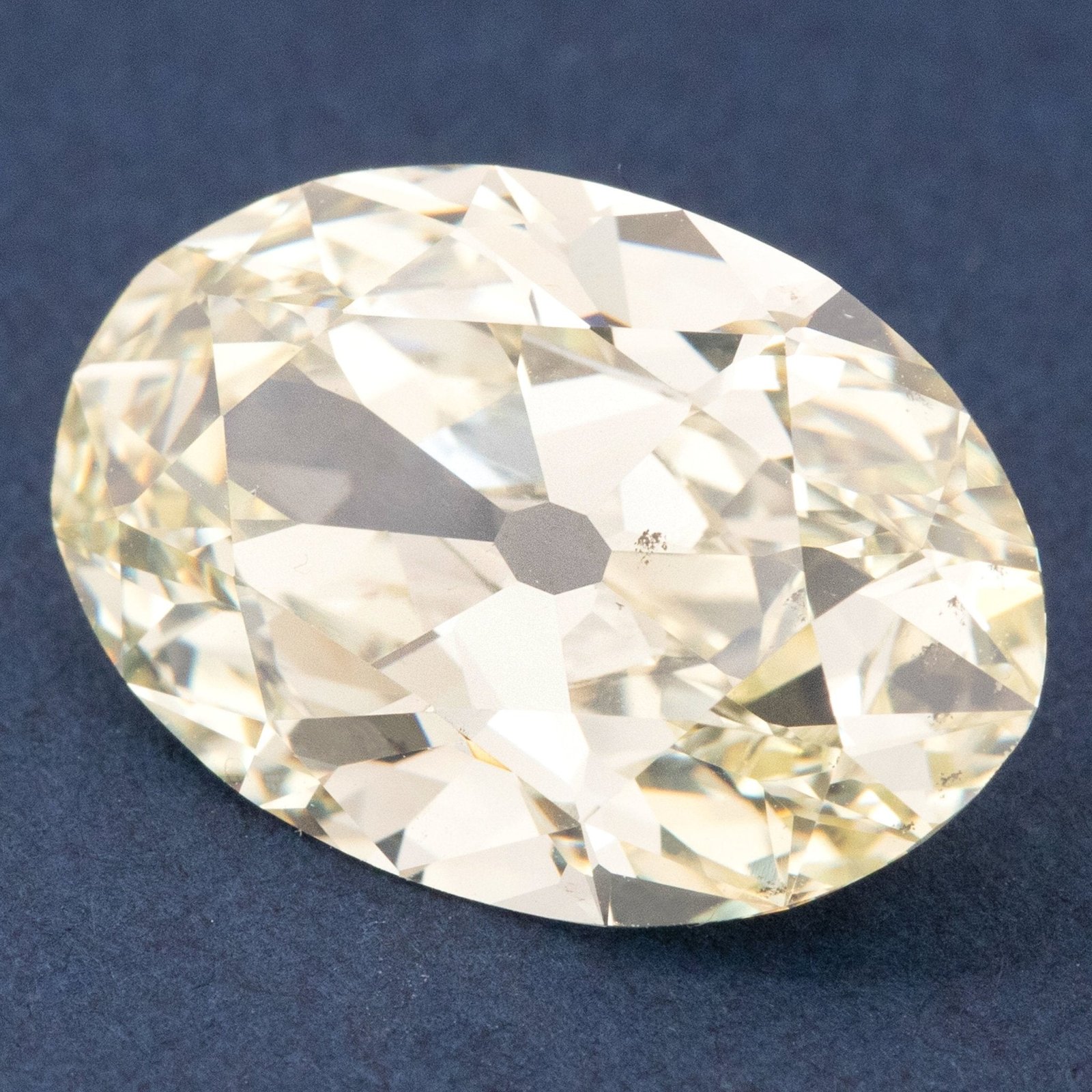 6.41ct Antique Light Yellow Oval Cut Diamond, GIA - Image 3