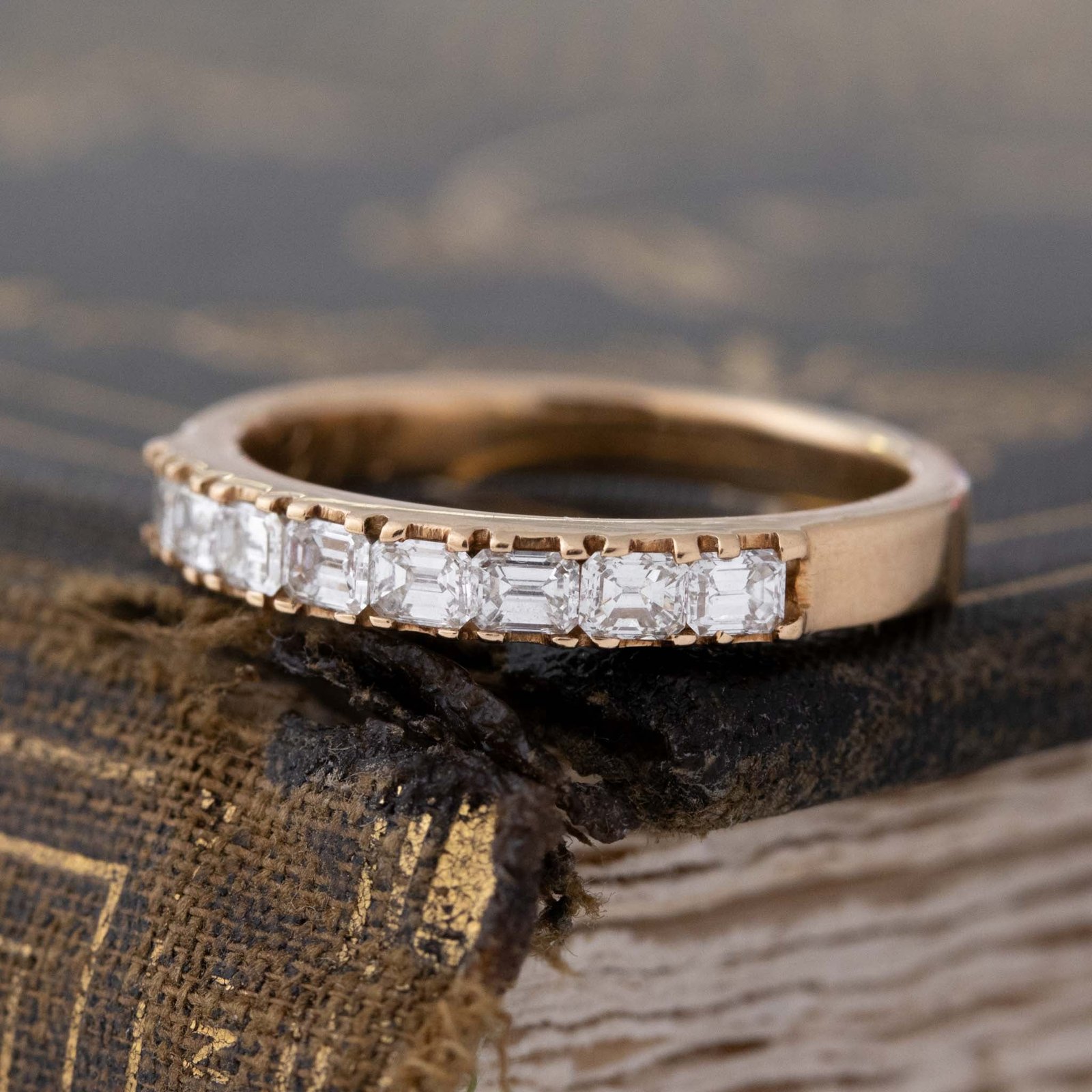 .64ctw Emerald Cut Diamond 8-Stone Band - Image 4