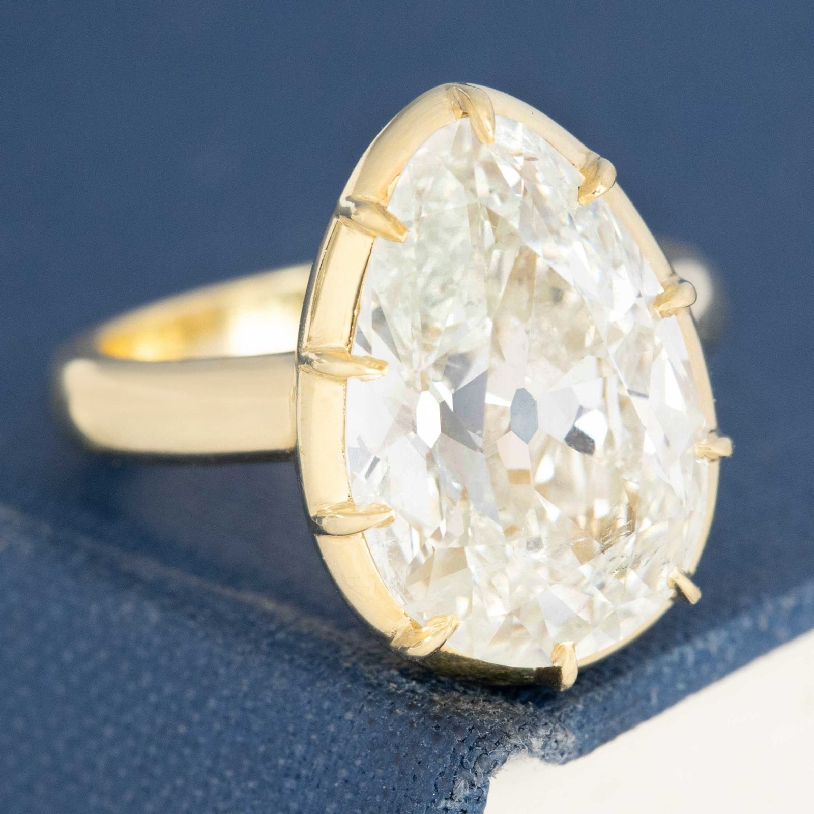 8.04ct Pear Cut Diamond Collet Solitaire, IGI - Image 3