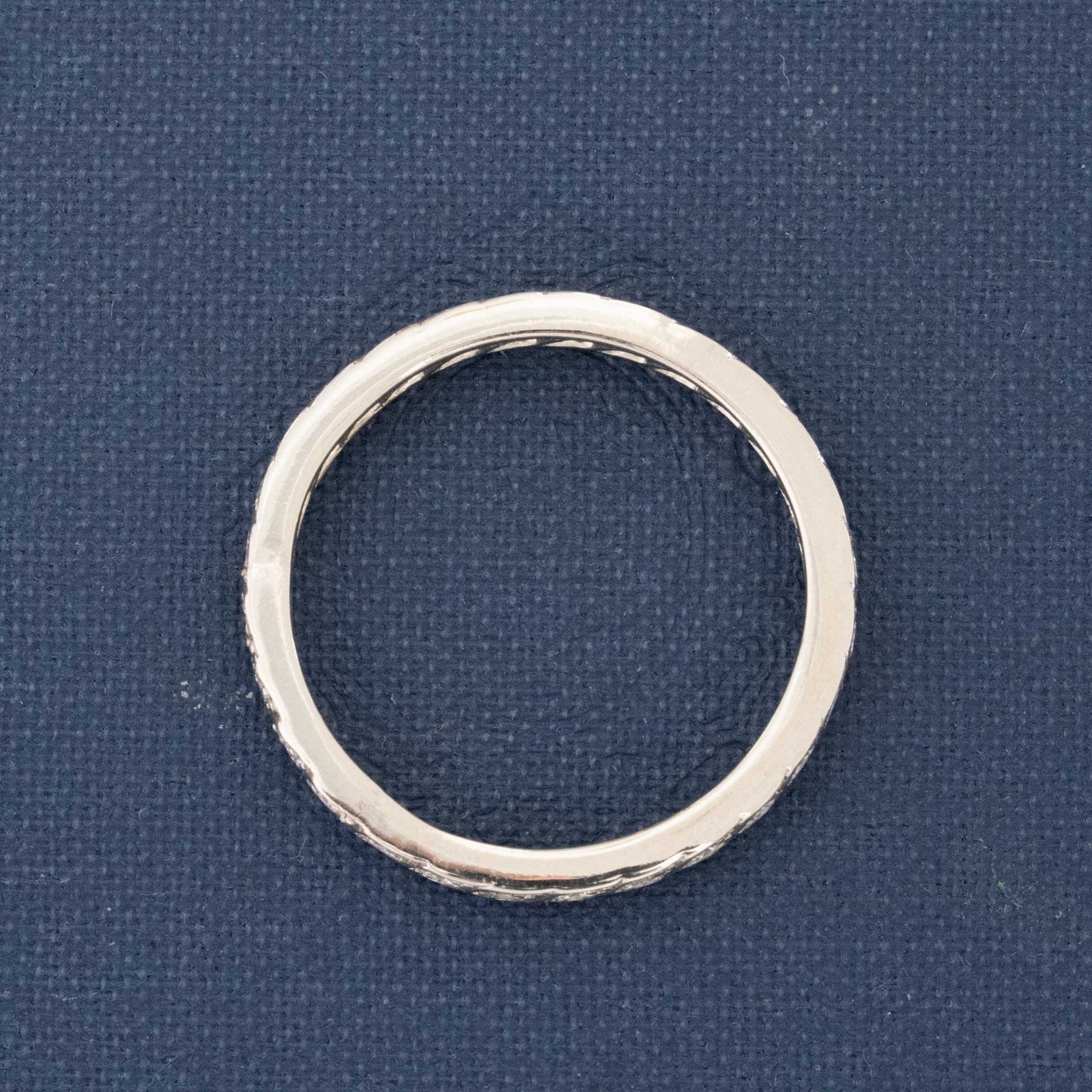 .85ctw Old European Cut Diamond Eternity Band - Image 5