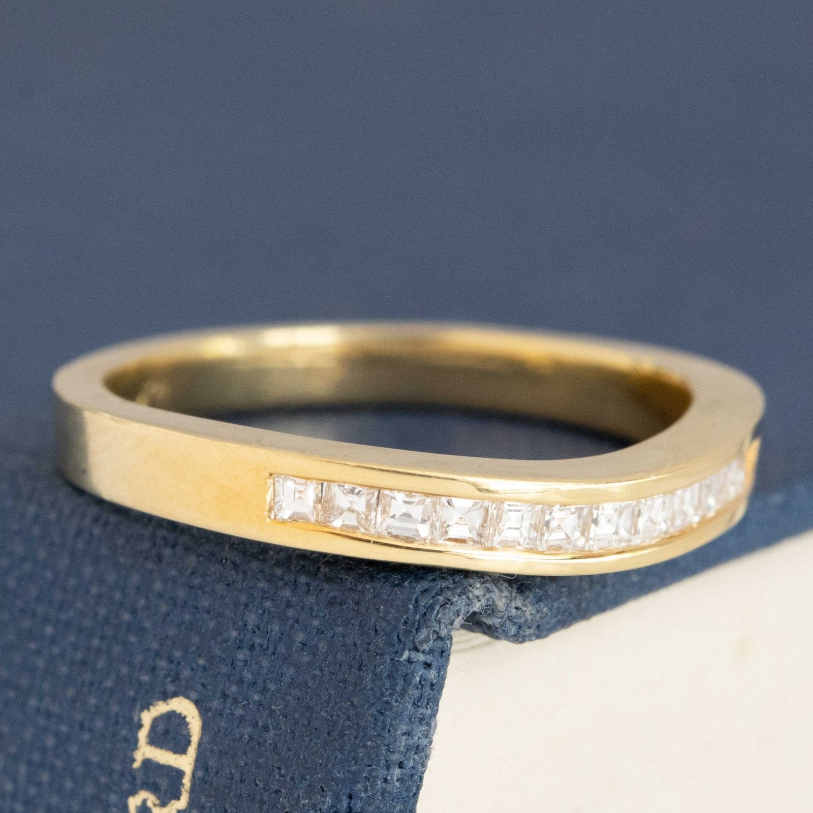 .92ctw Vintage Carre Cut Diamond Curved Stacker Bands - Image 4