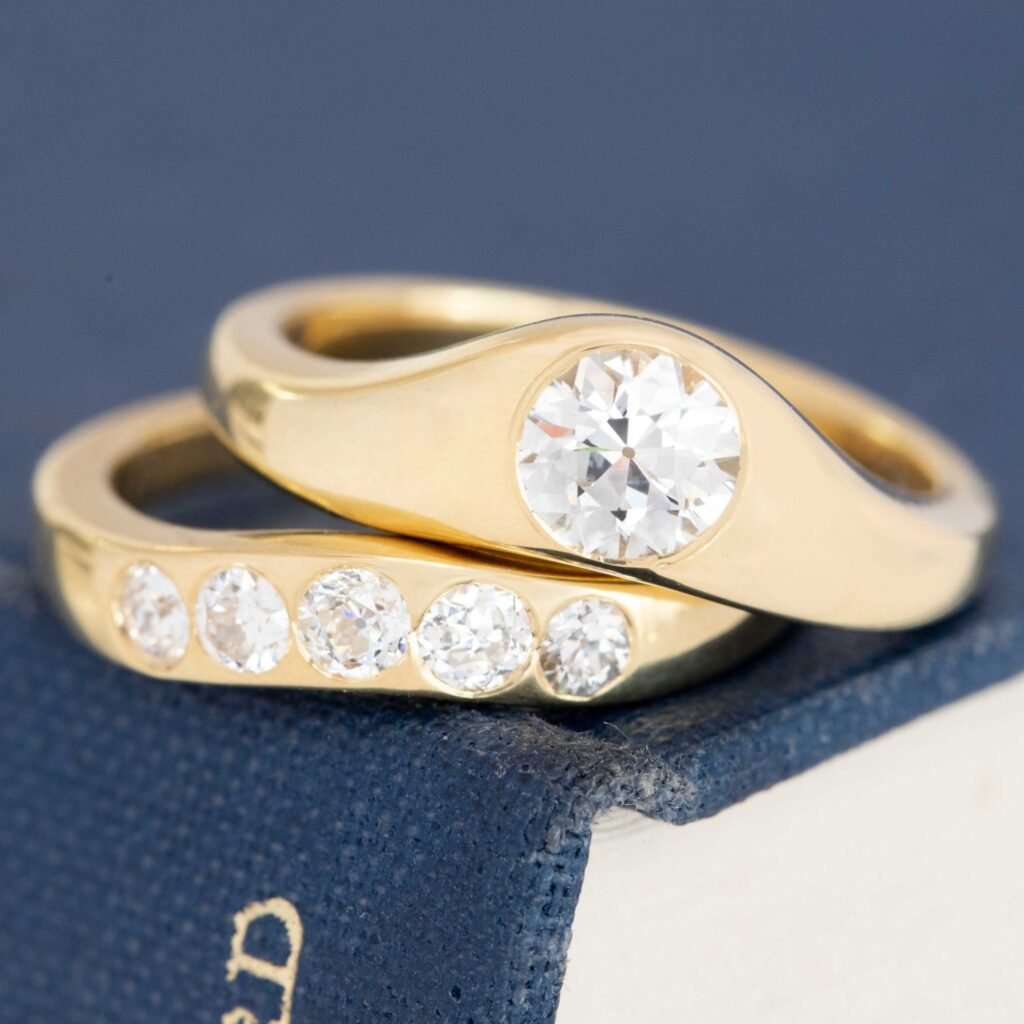 .93ctw Old European Cut Diamond Wedding Set, GIA