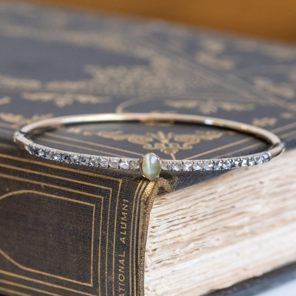 1.35ctw Antique Chrysoberyl Cat's Eye & Diamond Bangle