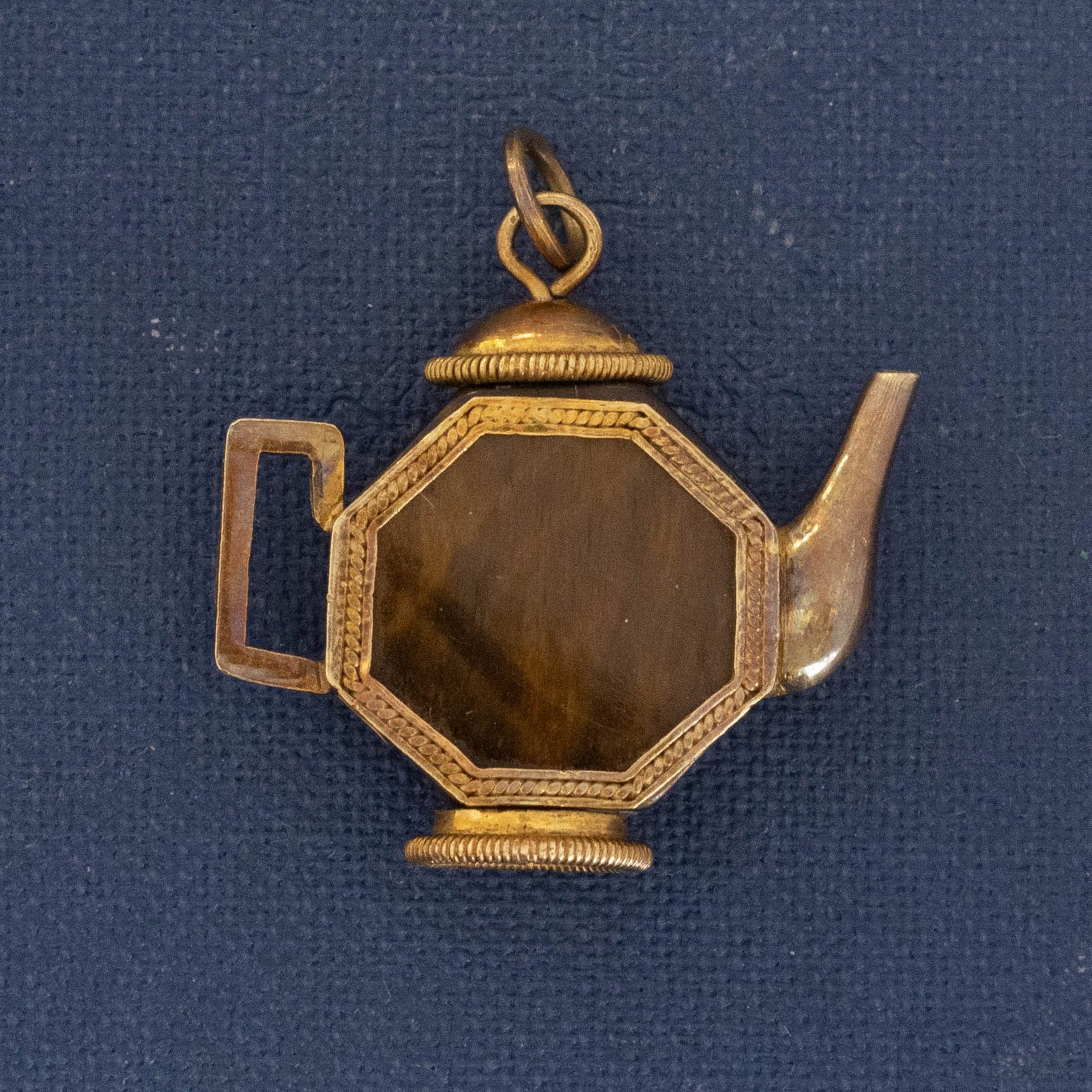 Antique Onyx & Tigers Eye Tea Pot Pendant - Image 4