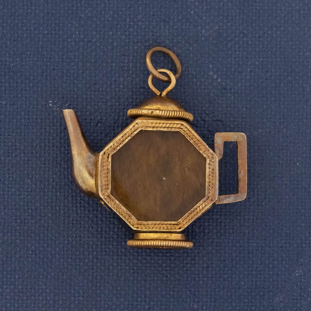 Antique Onyx & Tigers Eye Tea Pot Pendant