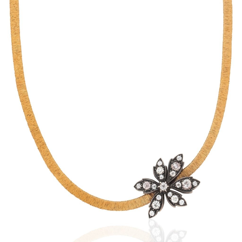 1.22ctw Antique Diamond Flower Necklace