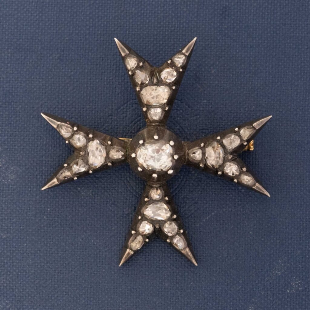 1.65ctw Georgian-era Rose Cut Diamond Maltese Cross Brooch