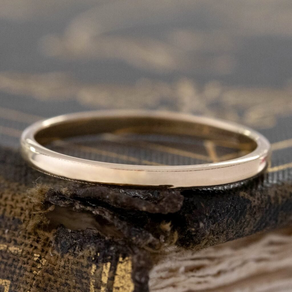Vintage Gold Band, by Art Carved 1.8mm