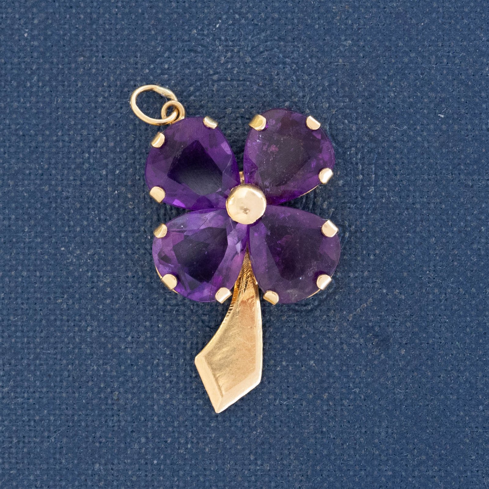 Vintage Amethyst Four Leaf Clover Pendant/Charm