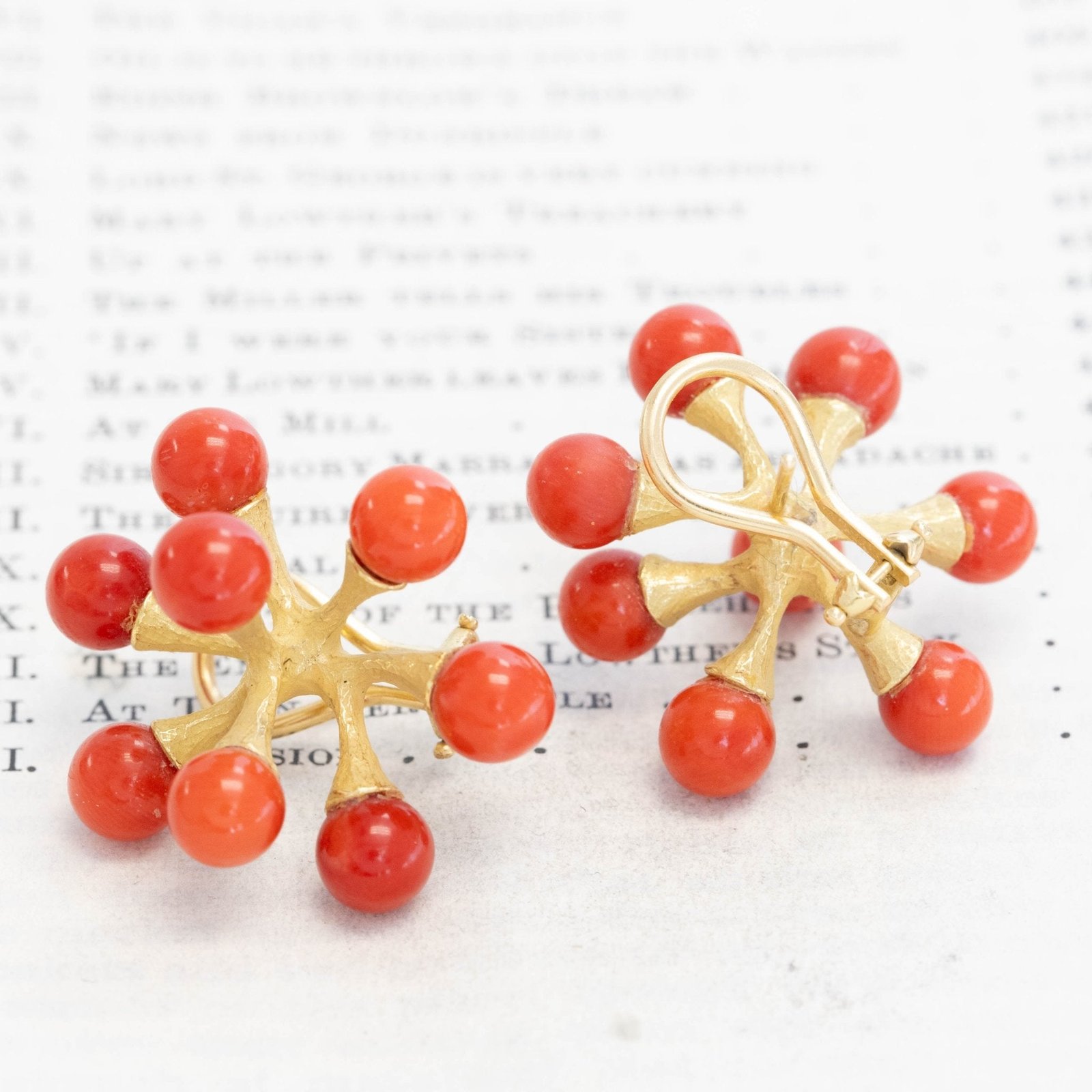 Vintage Coral "Sputnik" Earrings - Image 3