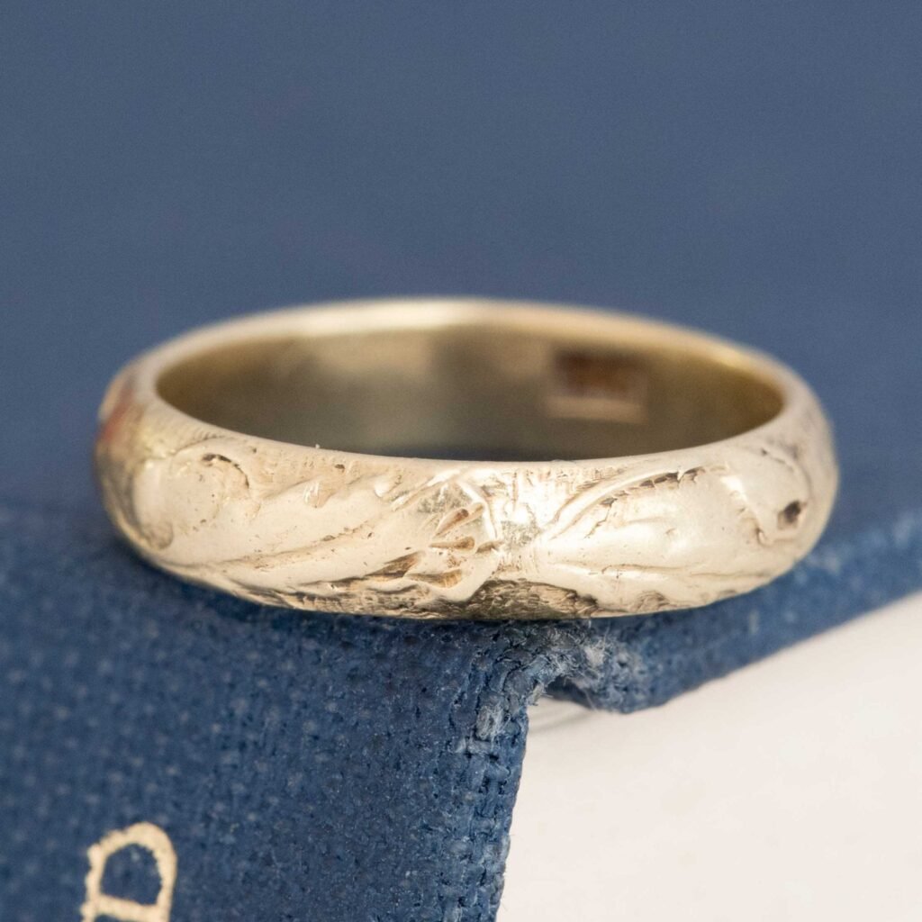 Vintage Etched Midi Band, 3.18mm