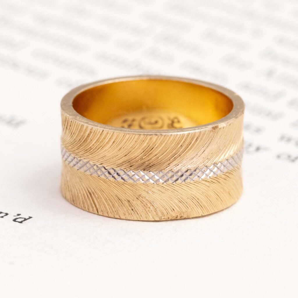 Vintage Etched Wide Gold Band, 9.73mm