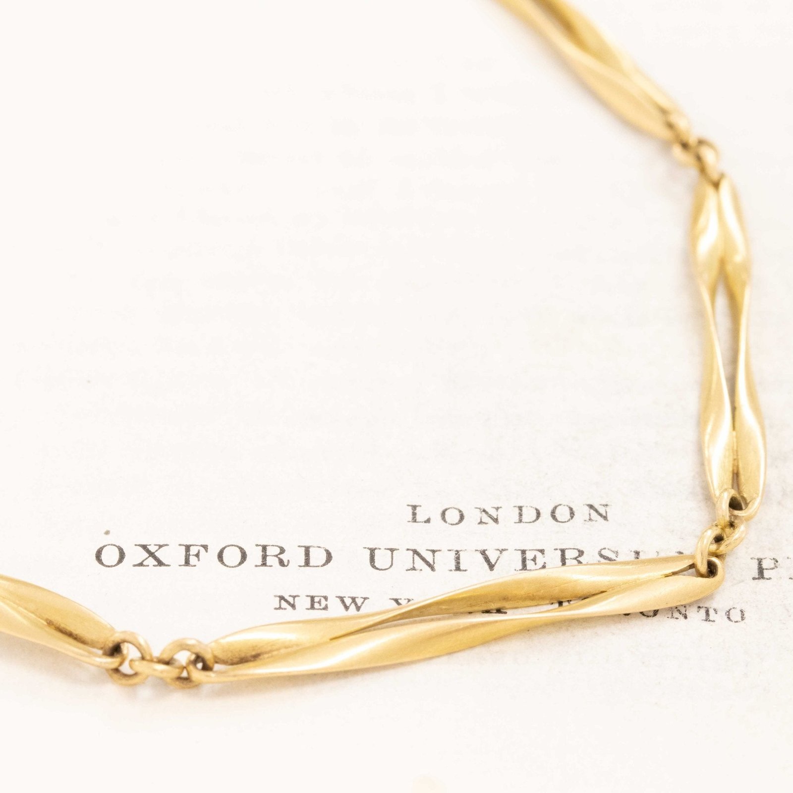 Vintage Fancy Twist Long Chain, French - Image 4