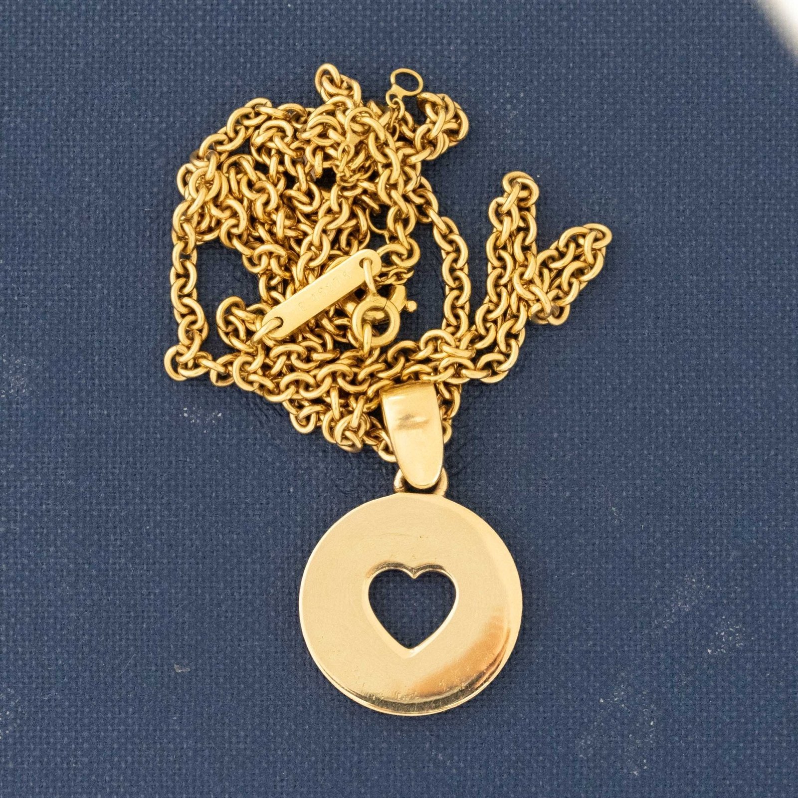Vintage Heart Symbol Pendant, by Cartier - Image 3