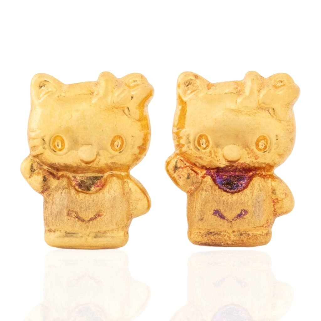 Vintage Hello Kitty Stud Earrings