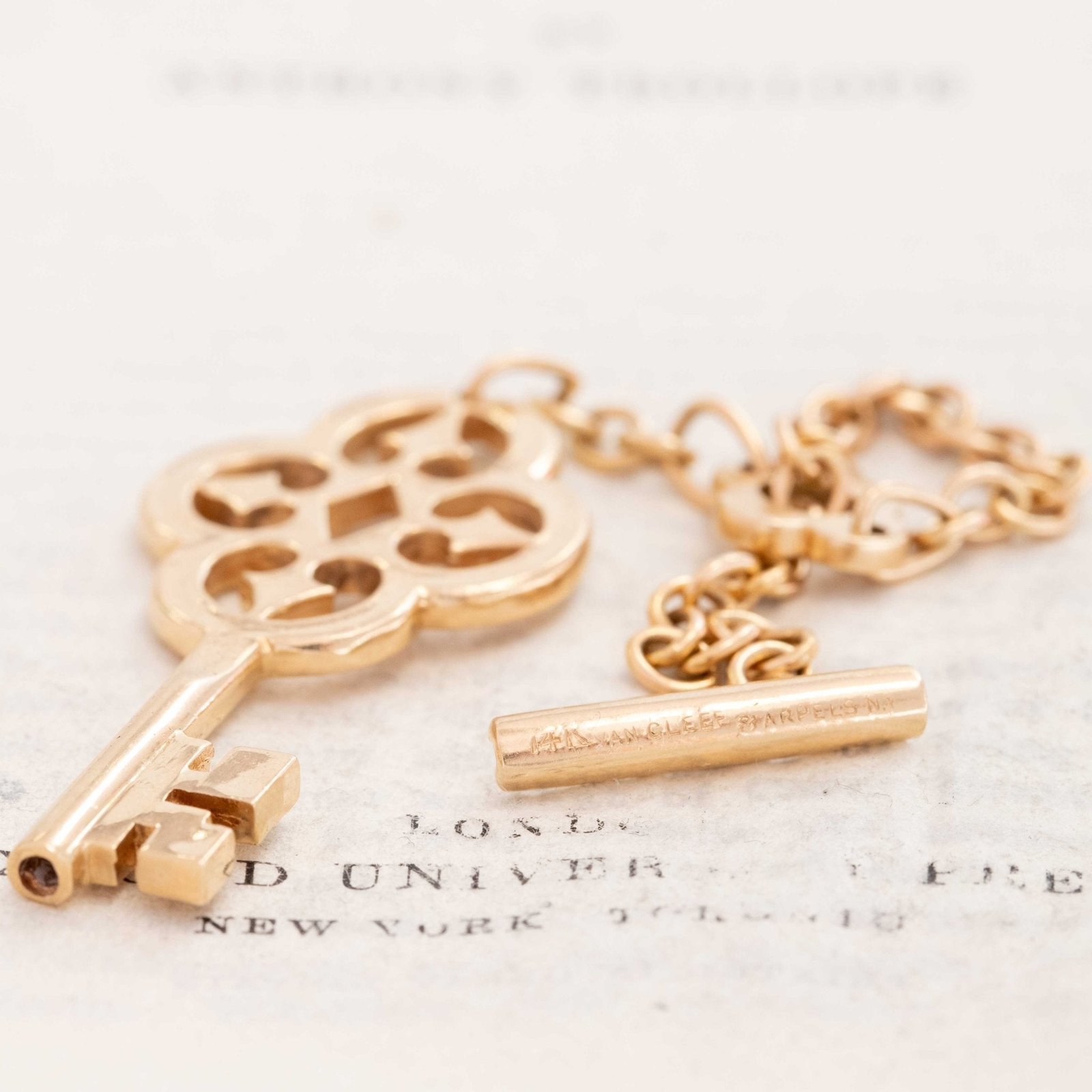 Vintage Key Toggle Keychain, by Van Cleef & Arpels - Image 2