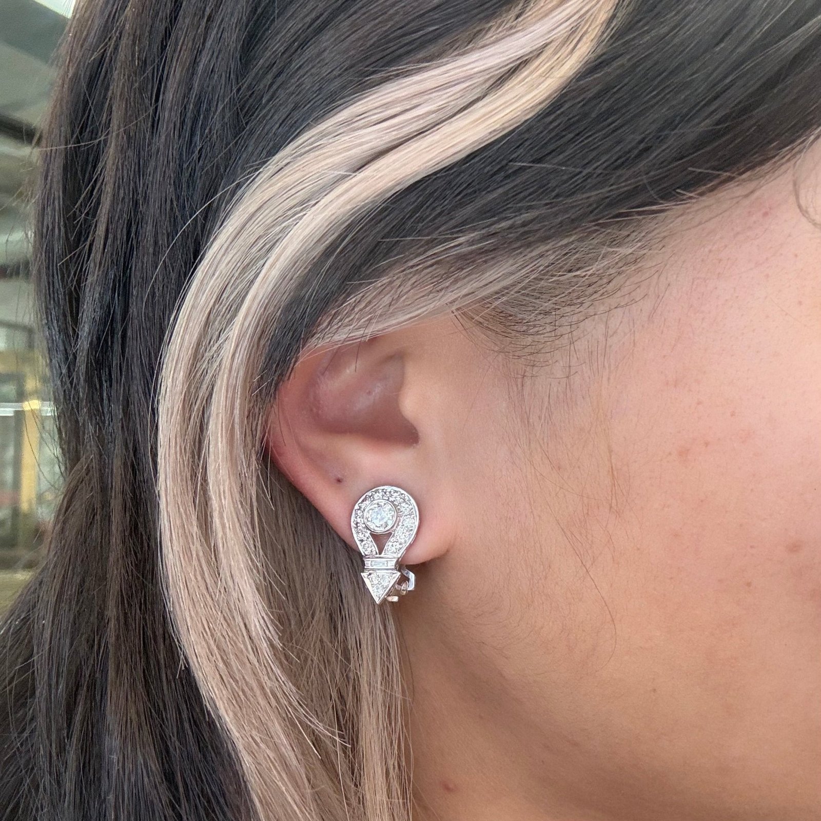 1.71ctw Vintage Diamond Arrow Drop Earrings - Image 2