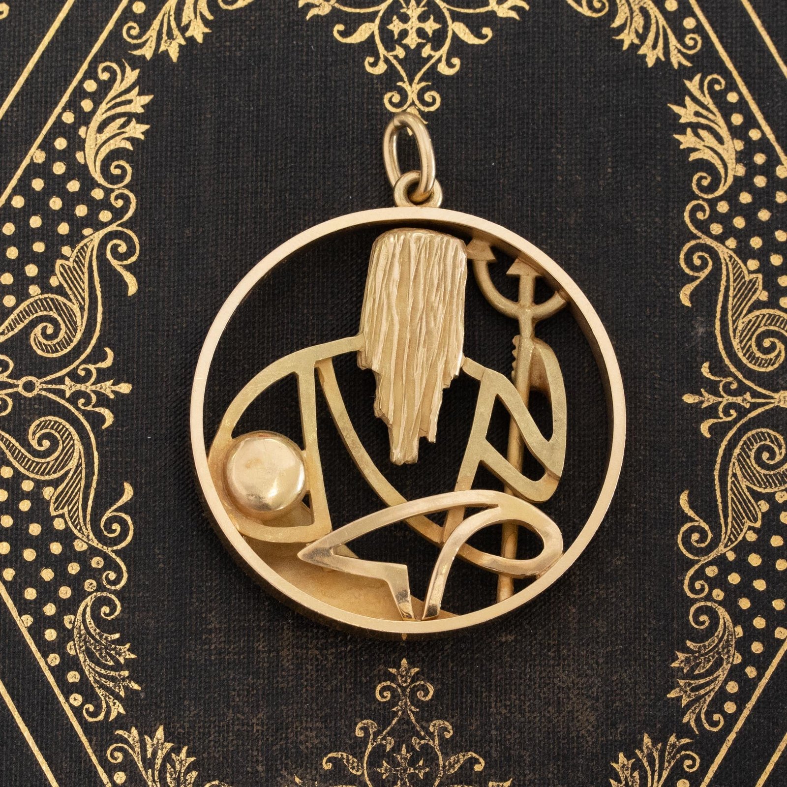 Vintage Neptune/Aquarius Pendant, by Gubelin - Image 4