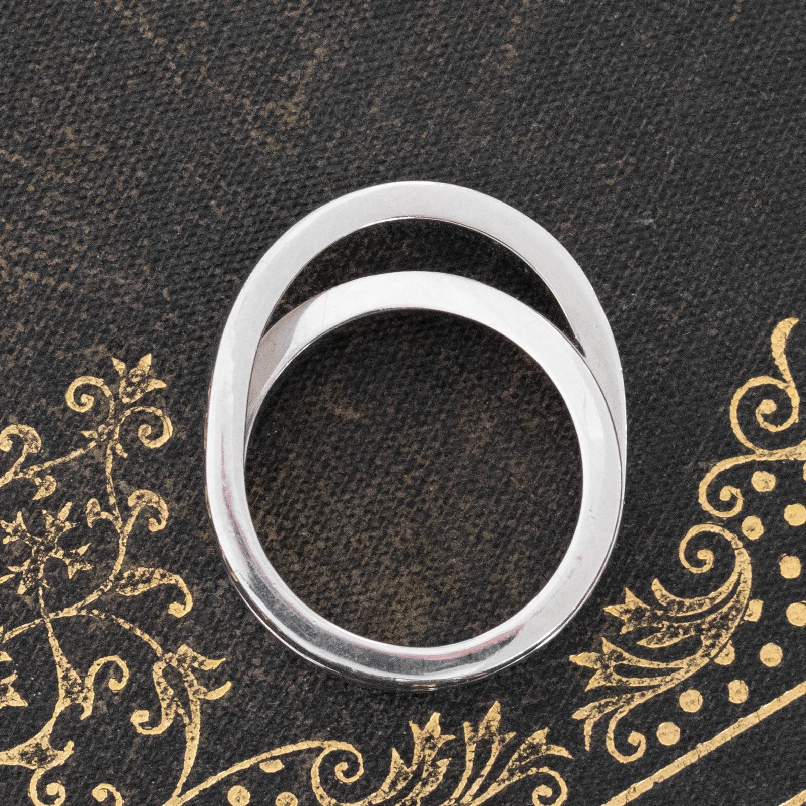 Vintage Nouvelle Band, by Cartier - Image 7