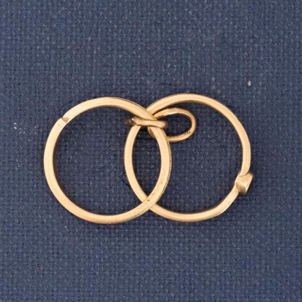 Vintage Ring Wedding Set Charm